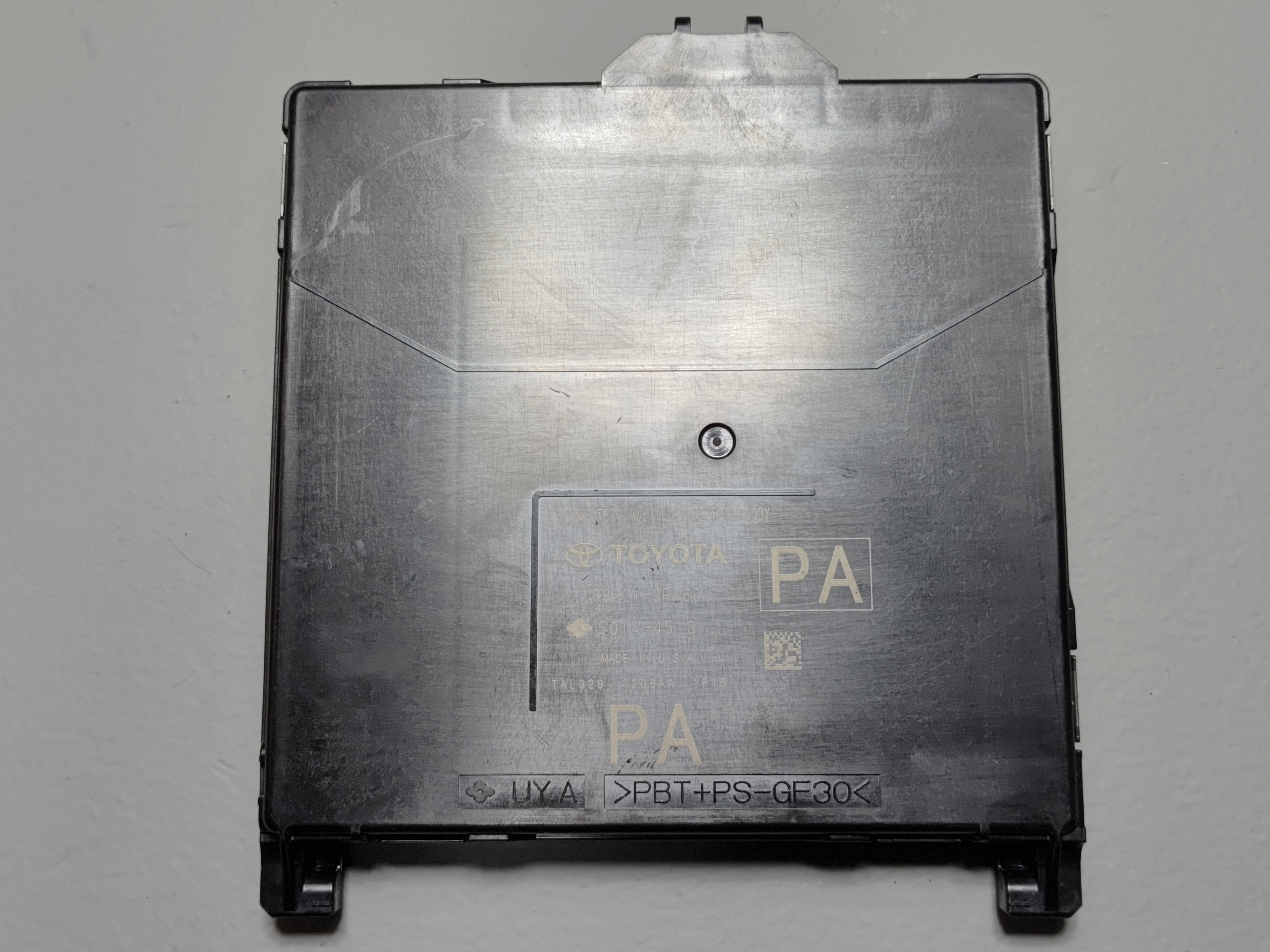 2019-2022 TOYOTA RAV4 XLE HYBRID MULTIPLEX NETWORK BODY CONTROL MODULE OEM