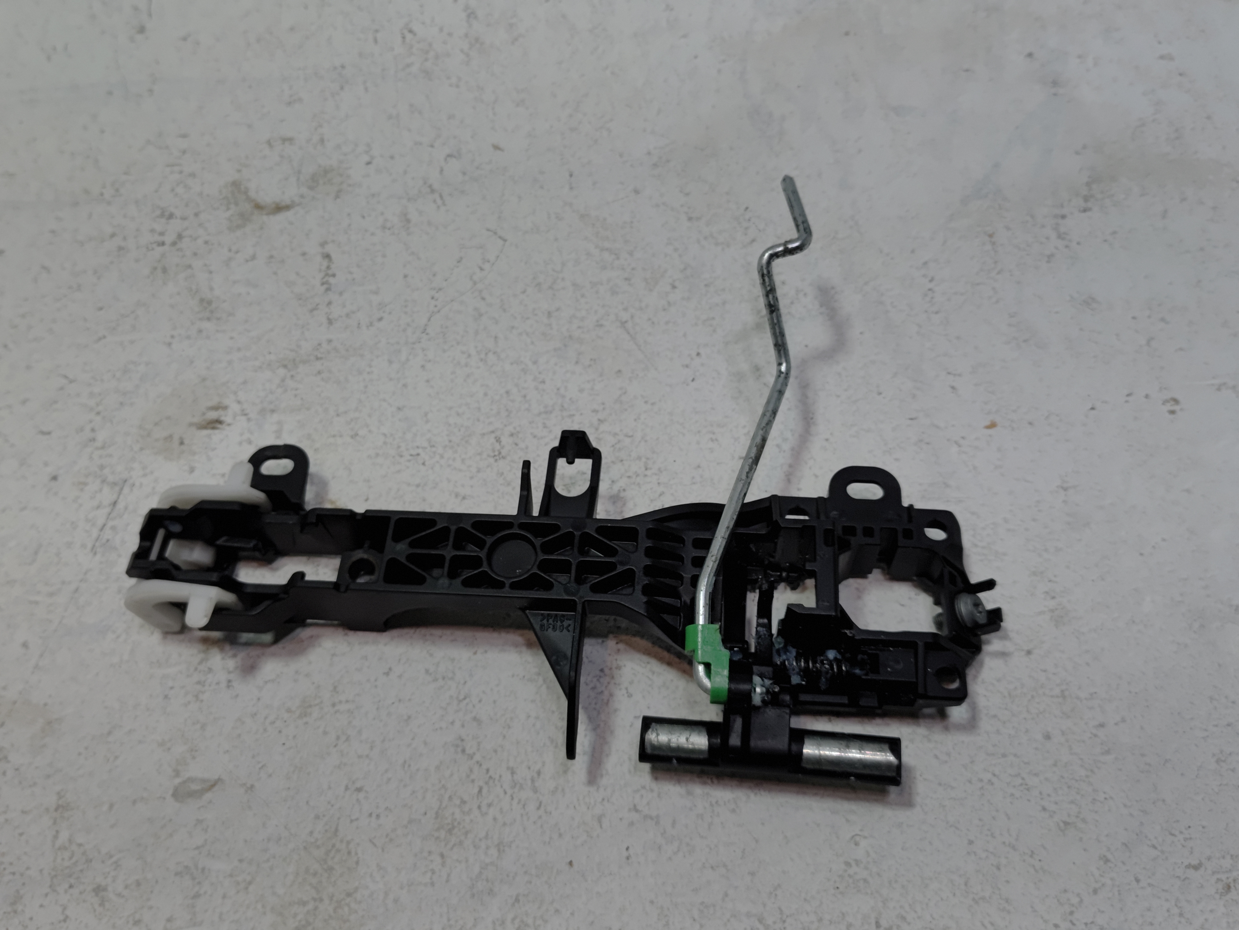 2019-2025 TOYOTA RAV4 FRONT LEFT DRIVER SIDE DOOR EXTERIOR HANDLE BASE OEM