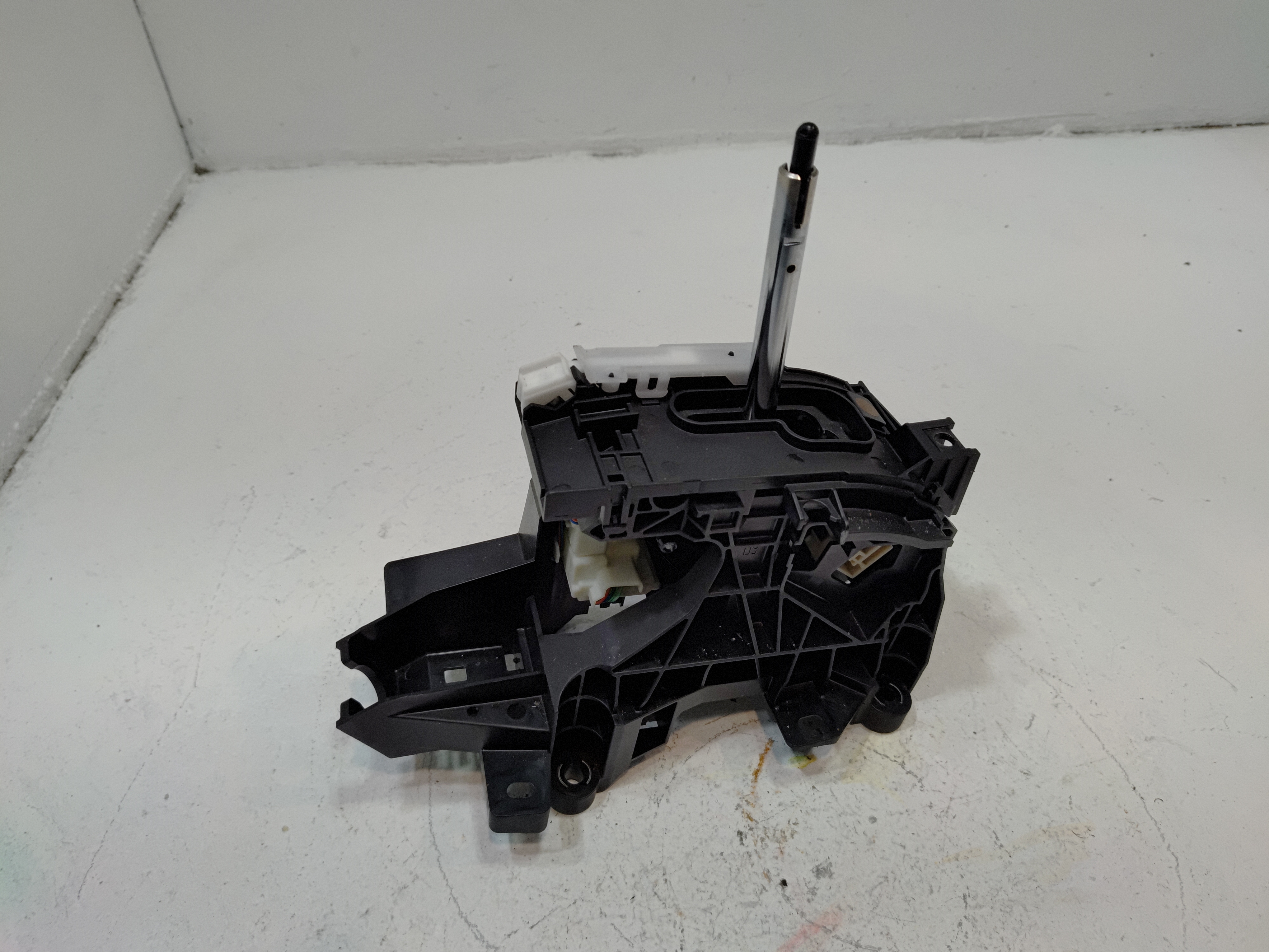 2022-2025 Toyota Corolla Cross Gear Shifter Assembly OEM