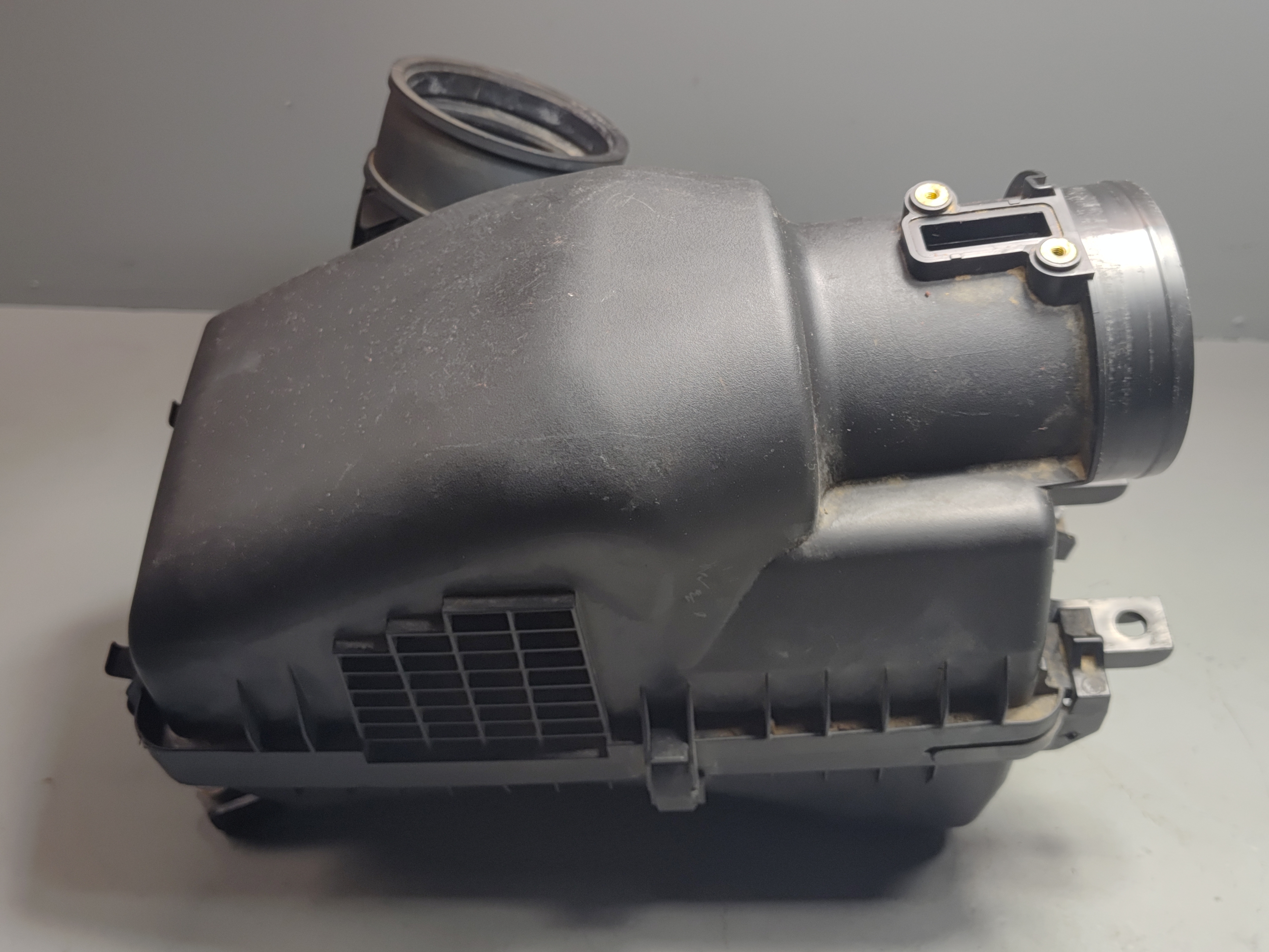 2016-2022 HONDA PILOT ENGINE AIR CLEANER INTAKE FILTER HOUSING BOX OEM