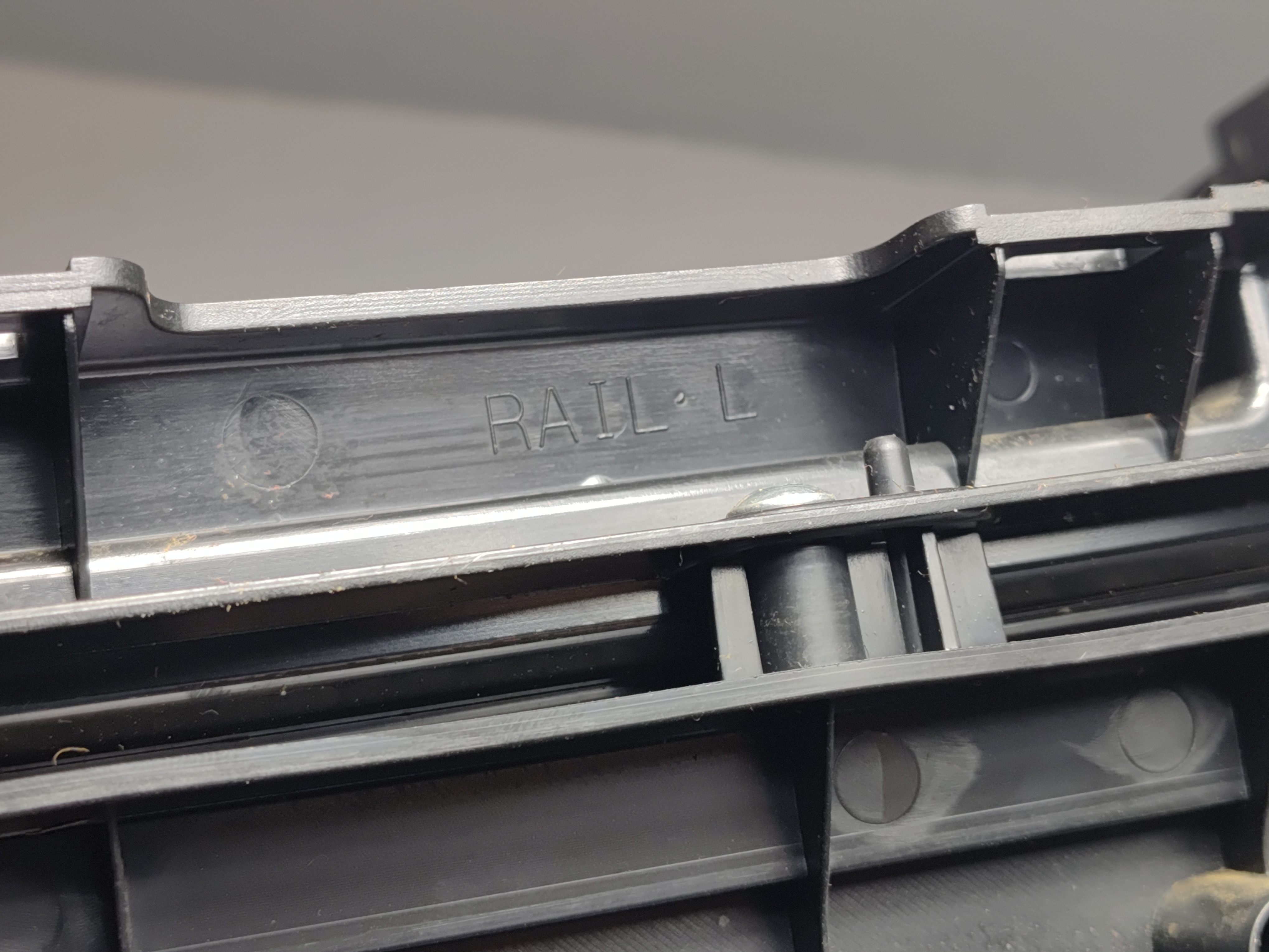 2019-2022 HONDA PILOT CENTER CONSOLE BOX STORAGE COMPARTMENT OEM