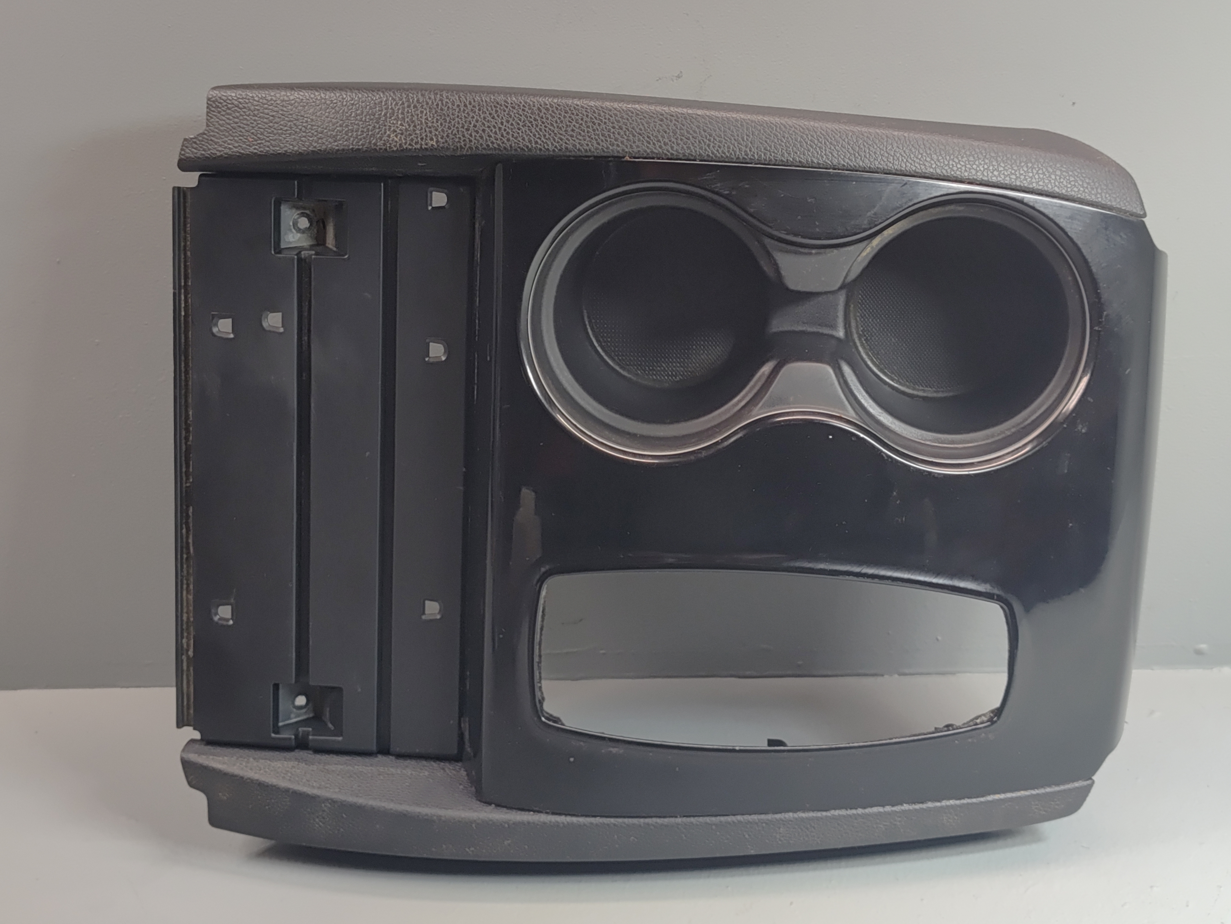 2019-2020 HONDA PILOT CENTER CONSOLE GEAR SHIFTER TRIM COVER W/ CUP HOLDER OEM