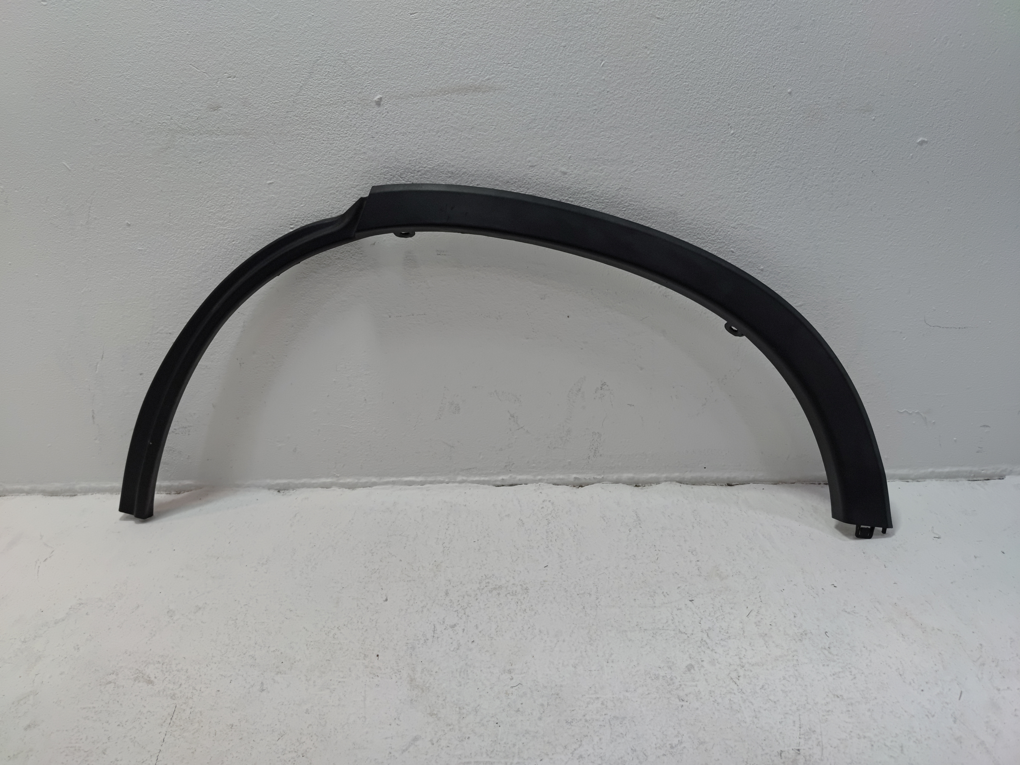 OEM  REAR DRIVER SIDE QUARTER WHEEL FLARE MOLDING 2019 - 2021 HONDA PASSPORT