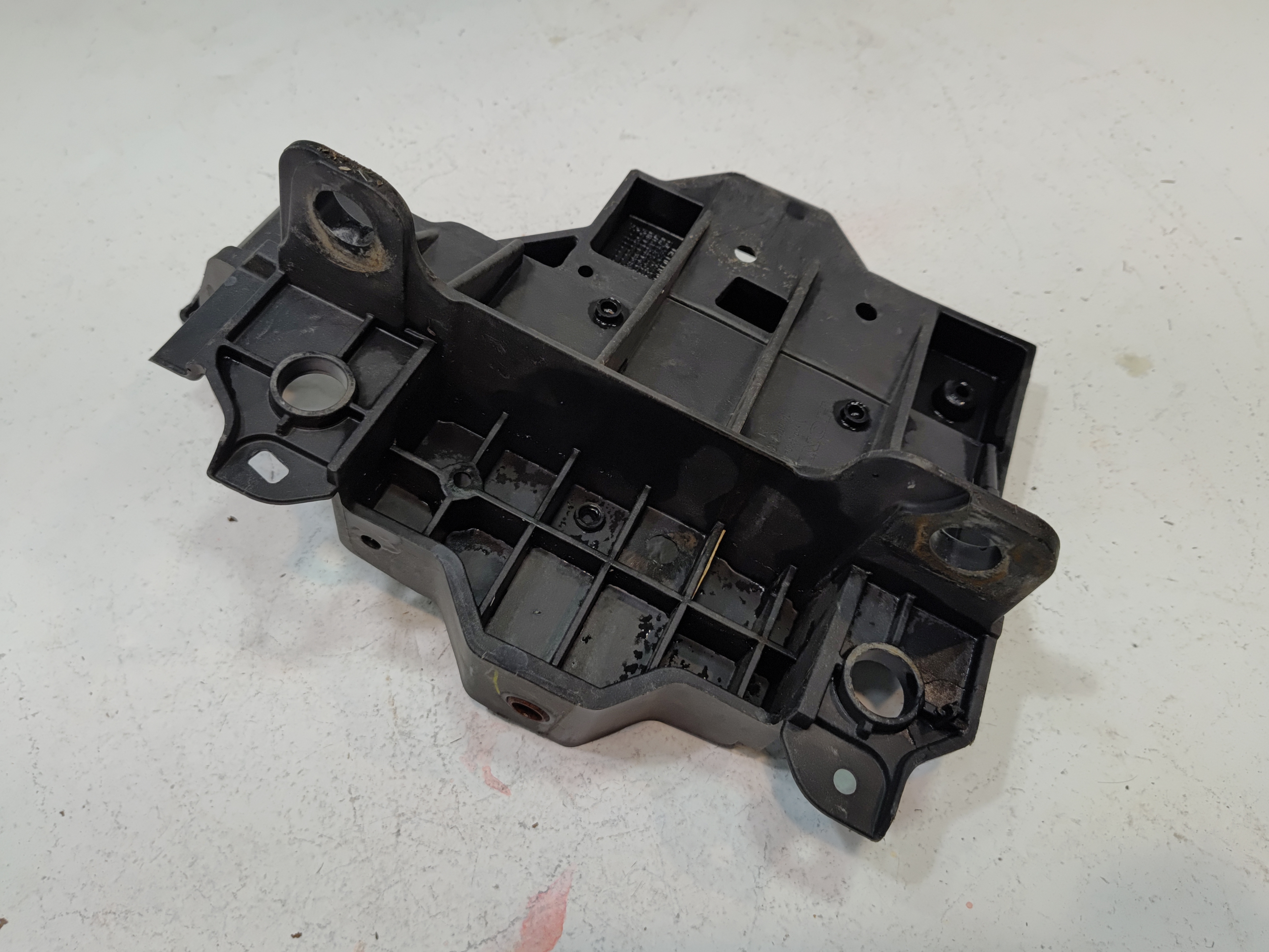 2016-2022 Honda Pilot 3.5L Battery Tray Base Holder Mount Support Bracket OEM