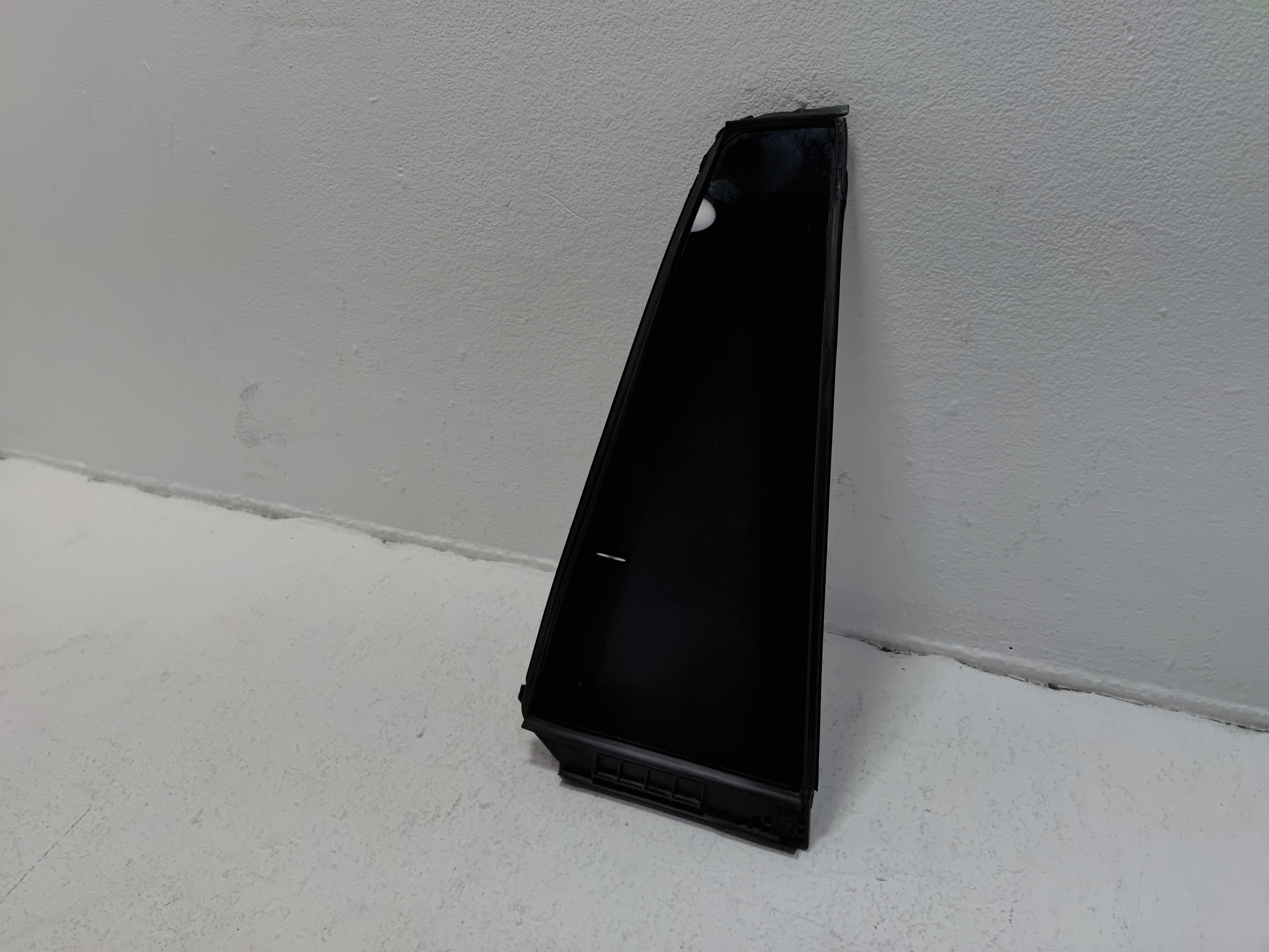 2016-2022 HONDA PILOT REAR PASSENGER SIDE DOOR WINDOW CORNER FIXED GLASS OEM