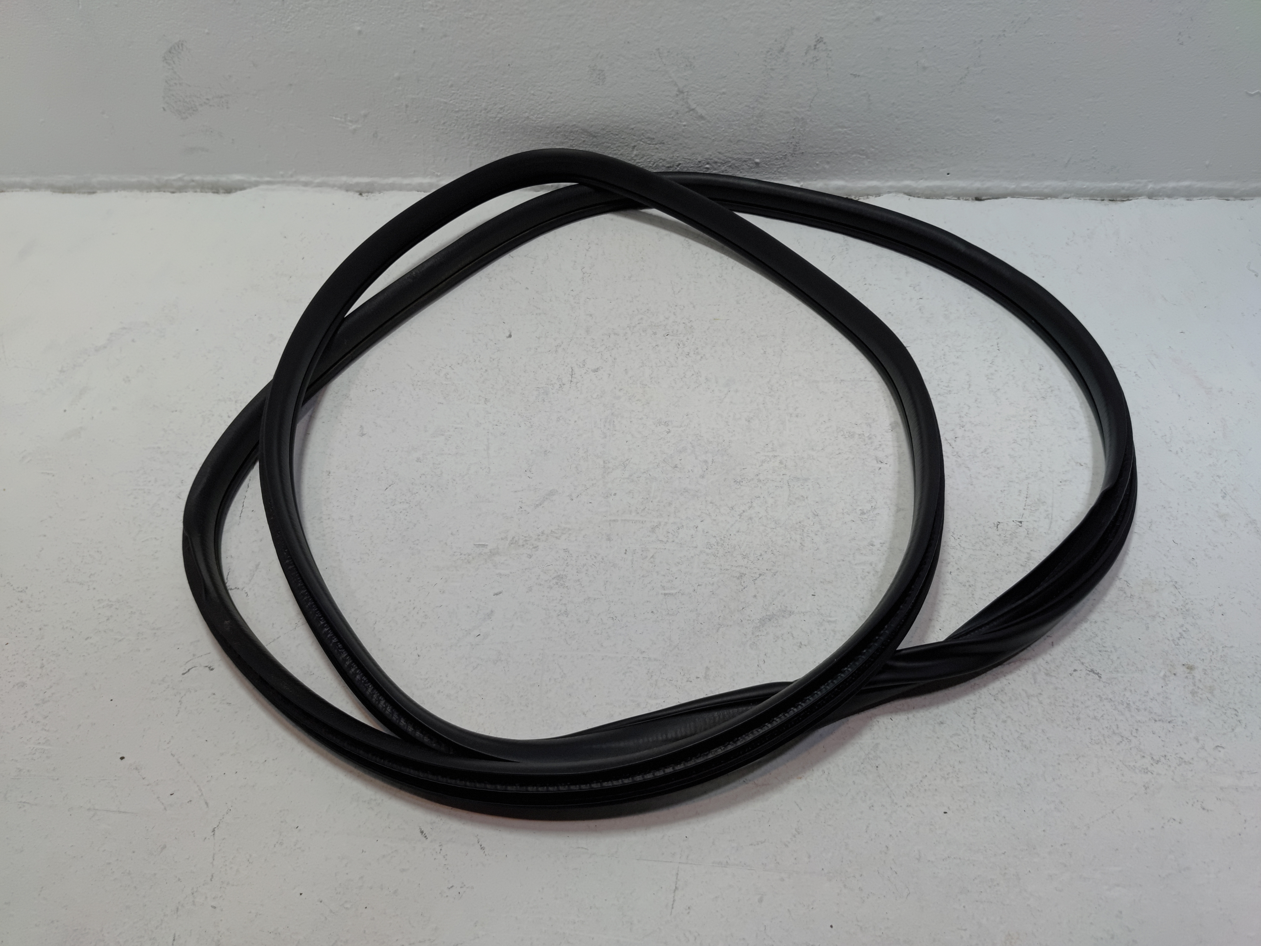 2016-2022 HONDA PILOT REAR RIGHT OR LEFT DOOR BODY WEATHERSTRIP INNER SEAL OEM