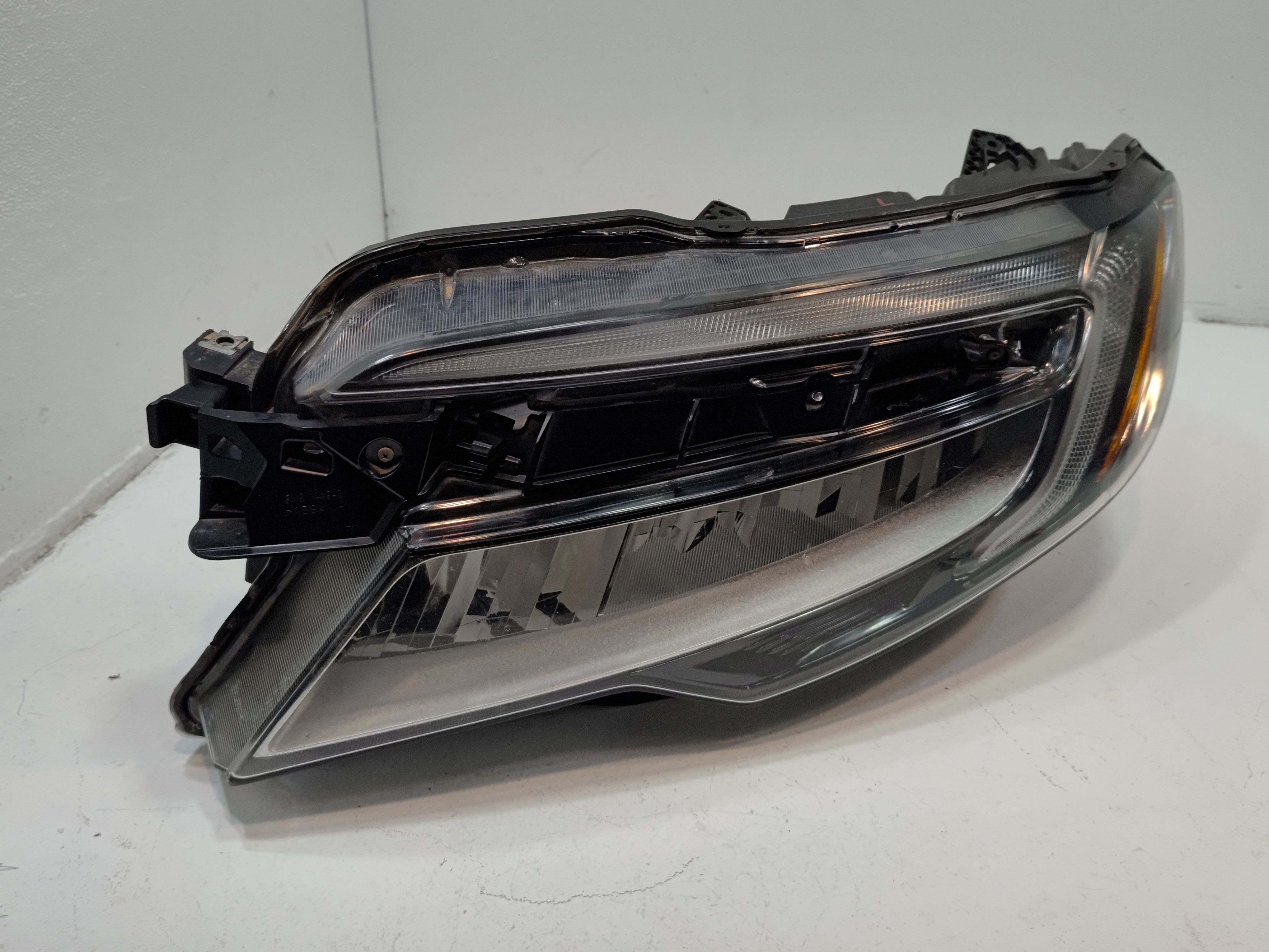 2019-2022 HONDA PILOT FRONT DRIVER SIDE HEADLIGHT LIGHT LAMP OEM