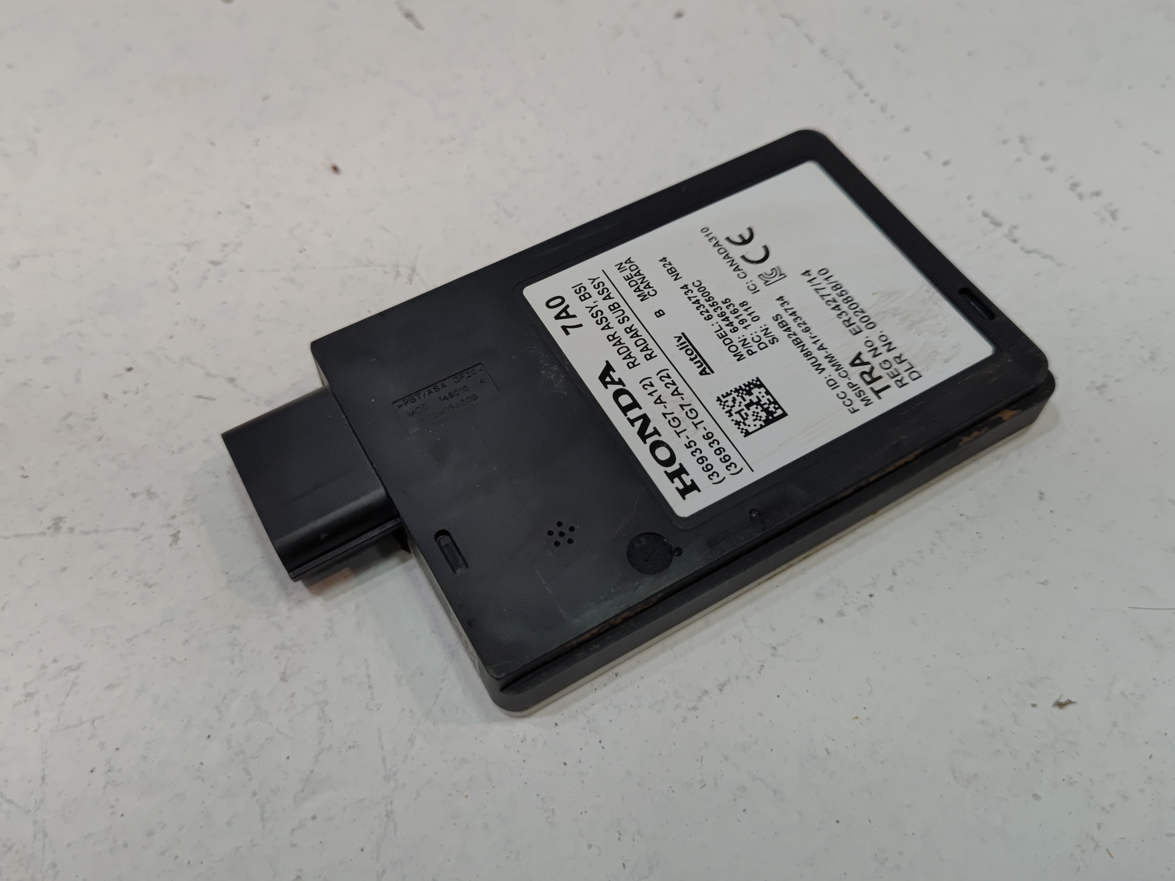 REAR LEFT DRIVER SIDE BLIND SPOT RADAR SENSOR MODULE 2019-2022 HONDA PILOT OEM