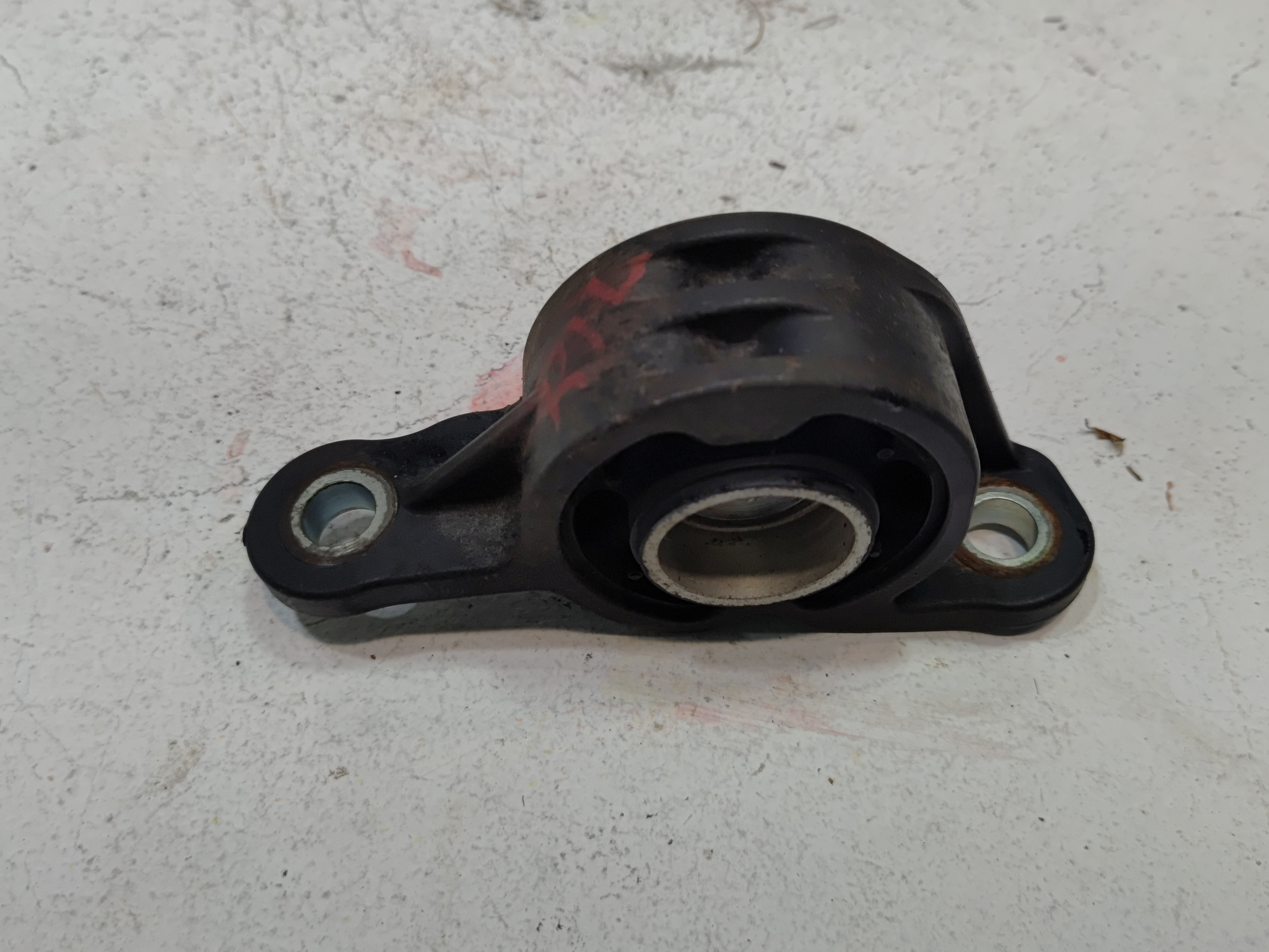 2016-2022 HONDA PILOT AWD REAR DIFFERENTIAL LEFT DRIVER SIDE BRACKET MOUNT OEM