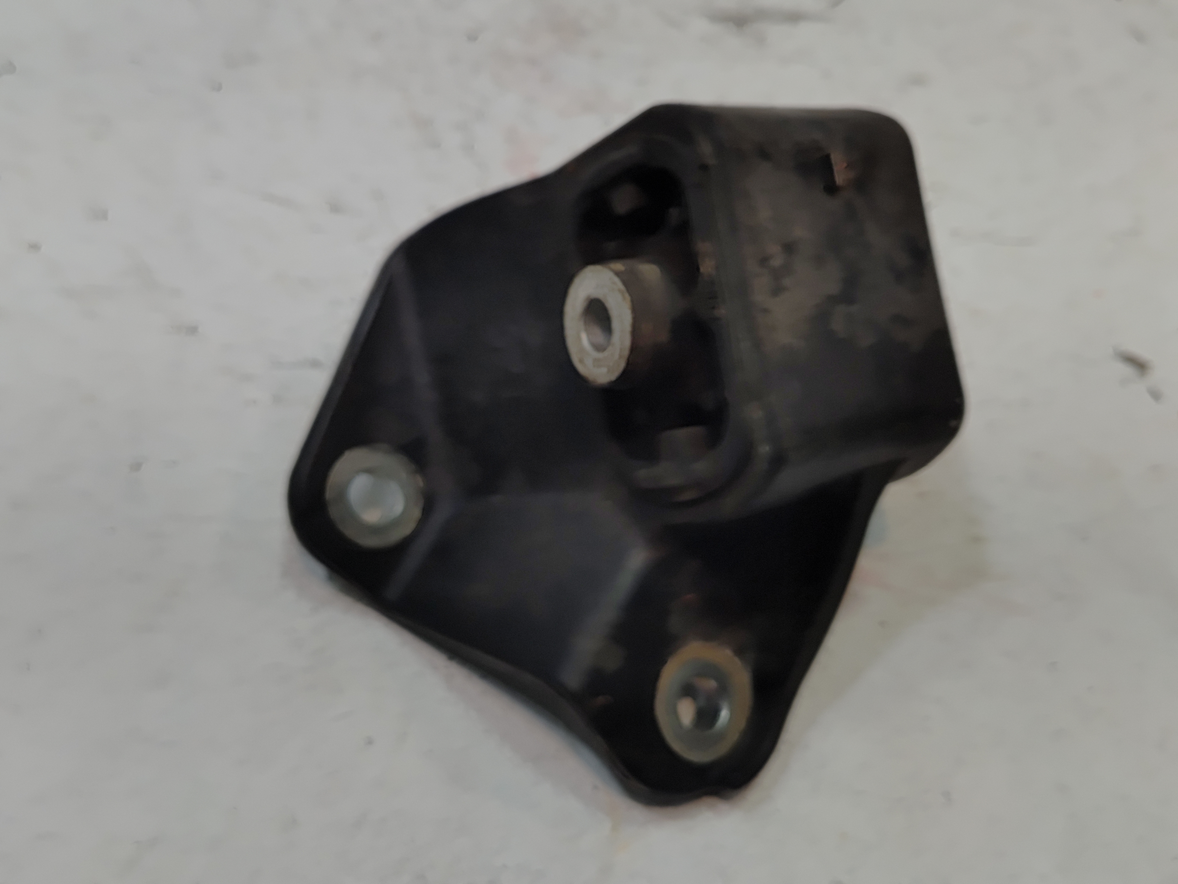 2016-2022 HONDA PILOT TRANSMISSION 9 SPEED MOUNT SUPPORT BRACKET OEM