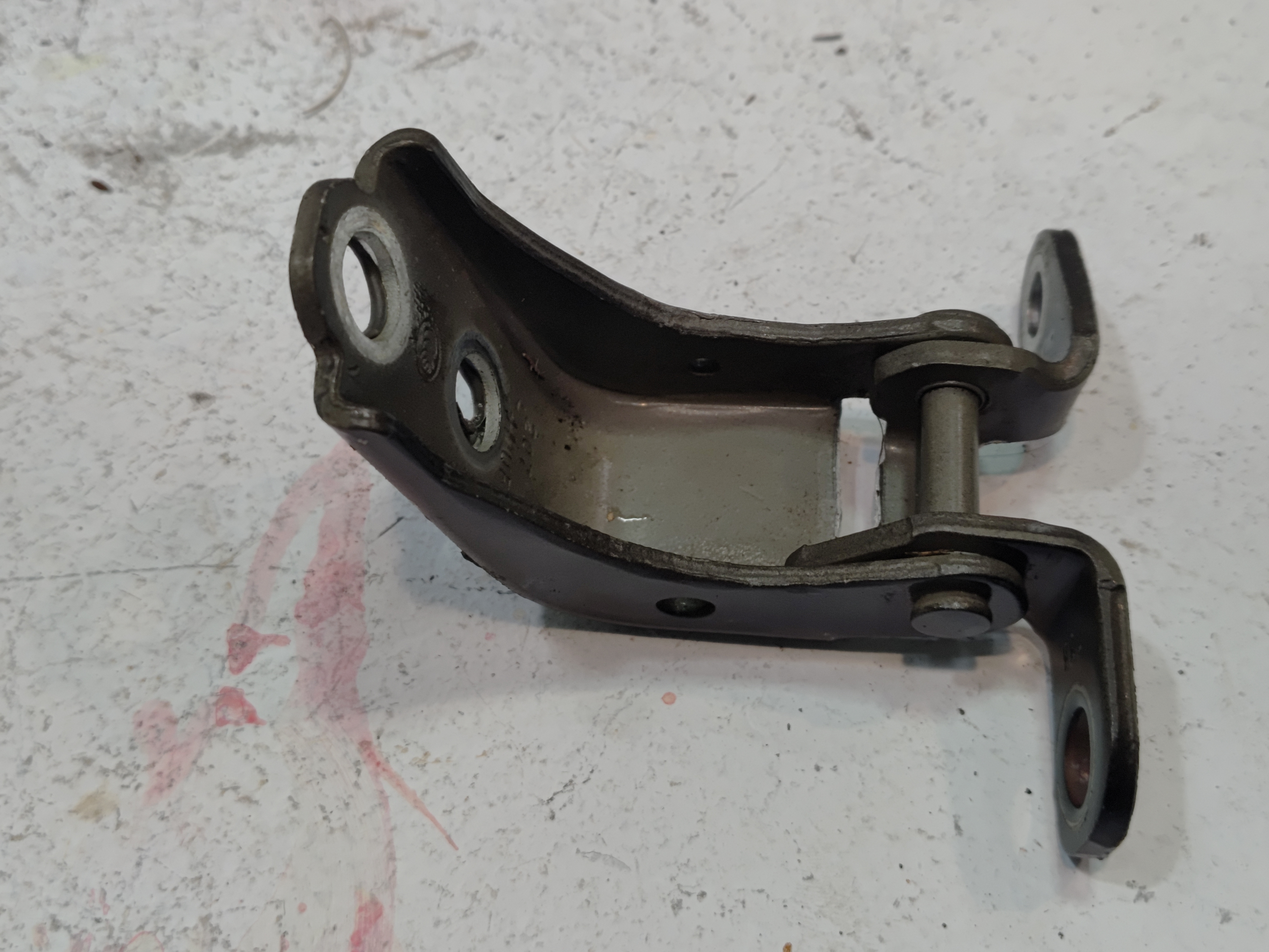 2019-2025 HONDA PILOT FRONT LEFT DRIVER SIDE DOOR UPPER HINGE OEM