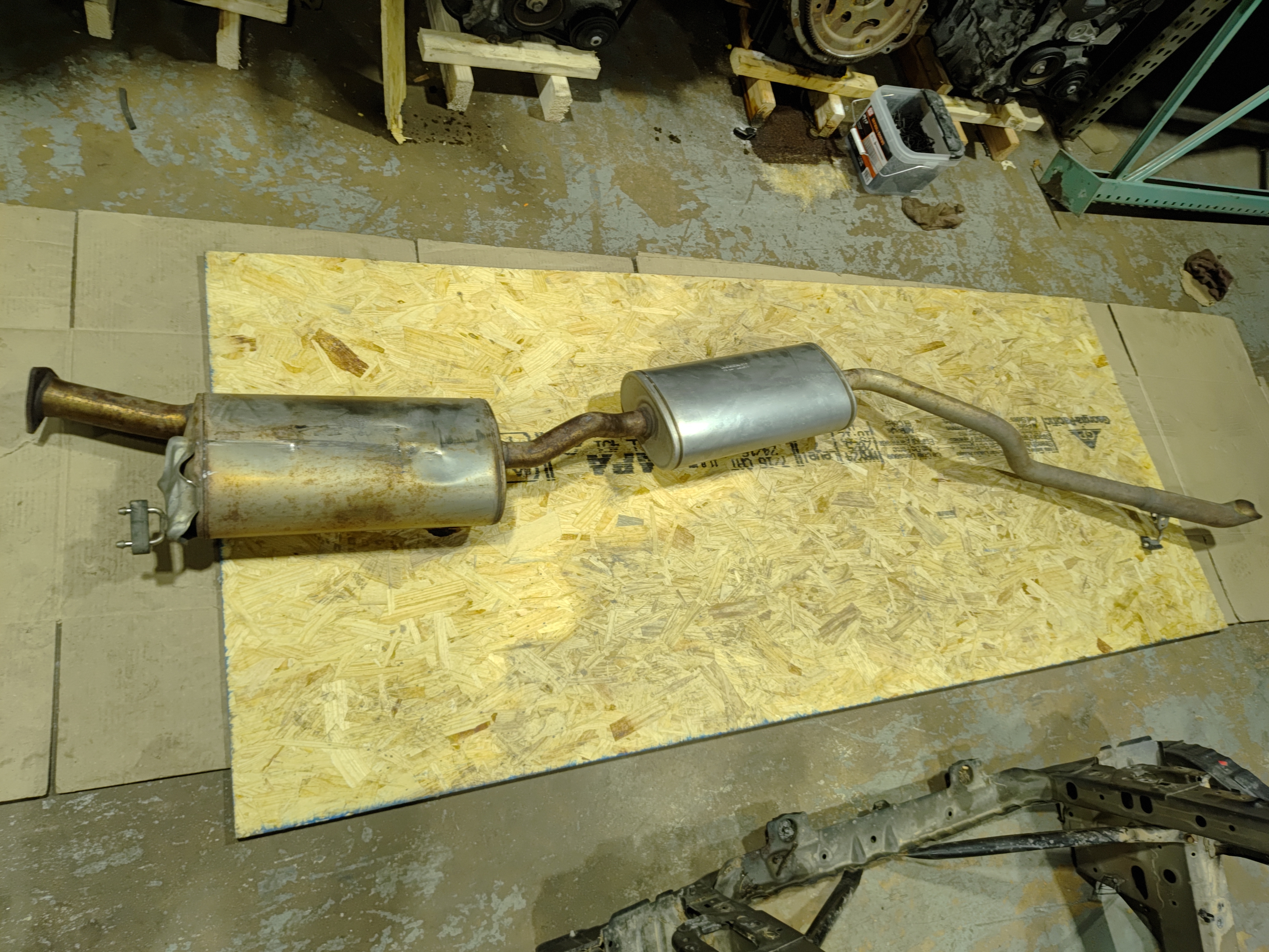 HONDA PILOT 3.5L REAR EXHAUST SYSTEM MUFFLER TAIL PIPE 2016-2022 OEM