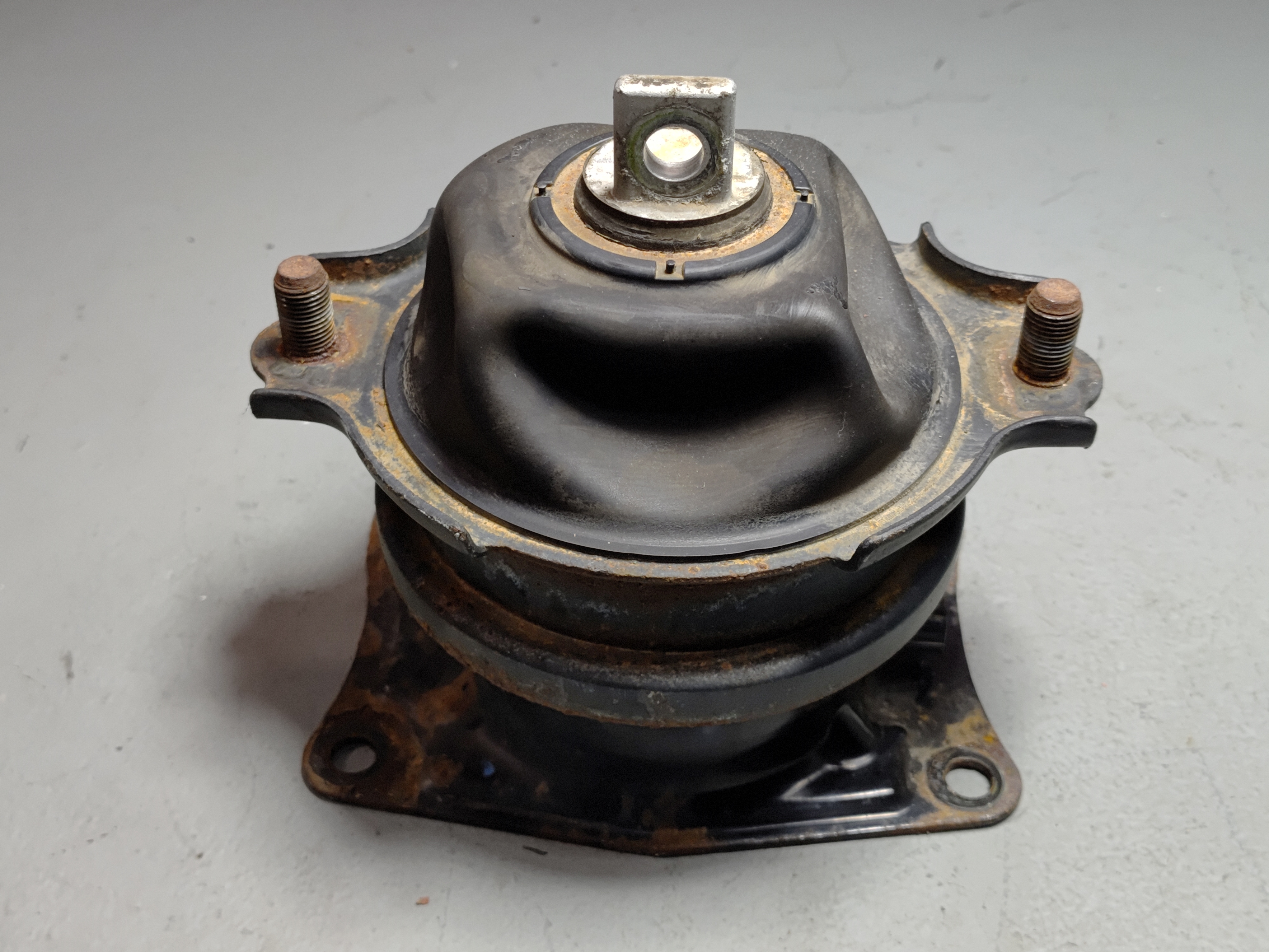 2017-2025 Honda Ridgeline Engine Motor Front Mount Support Bracket Insulator OEM