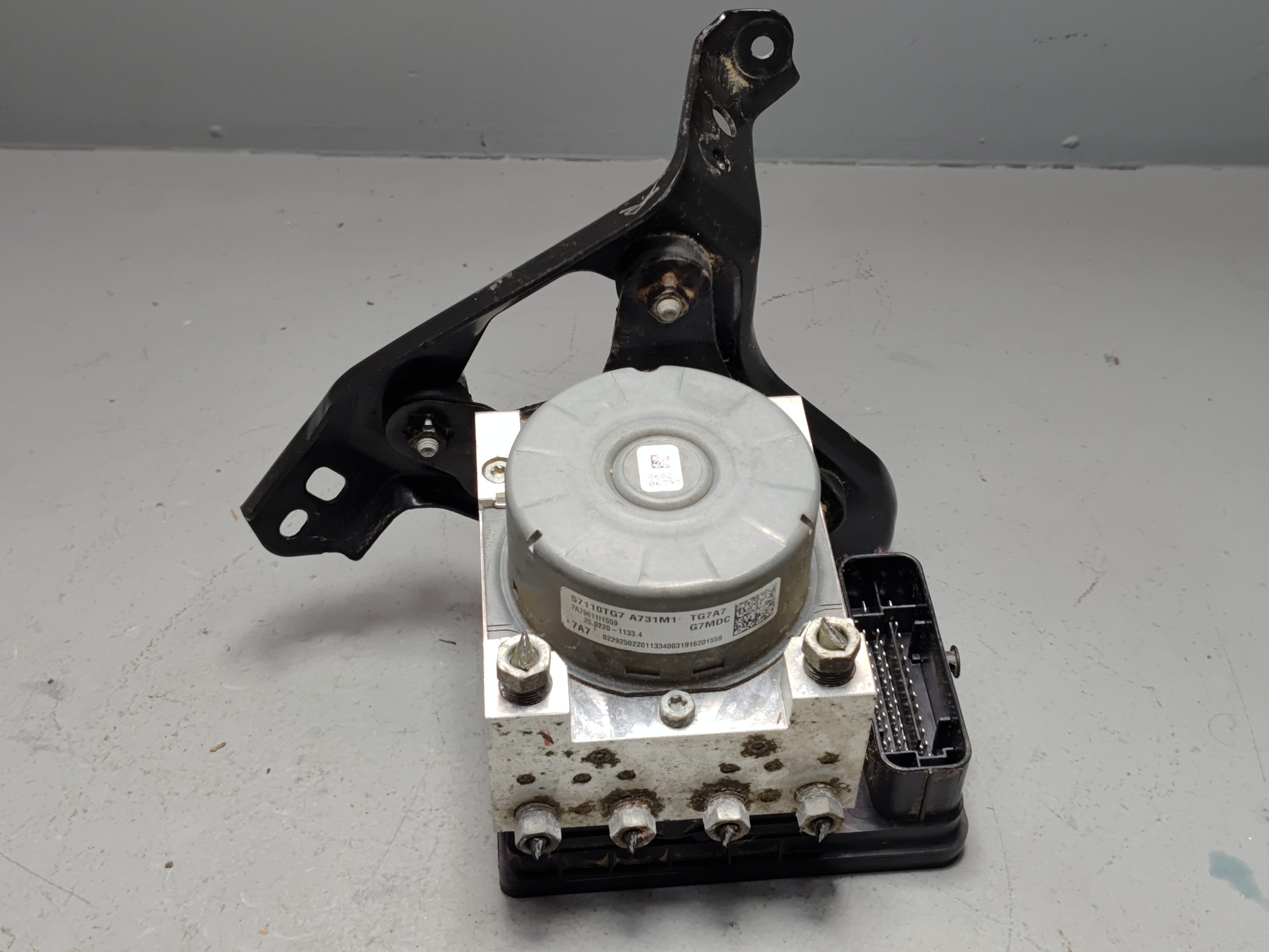 2019-2022 HONDA PILOT AWD ABS ANTI LOCK BRAKE PUMP CONTROL MODULE W/ BRAKET OEM