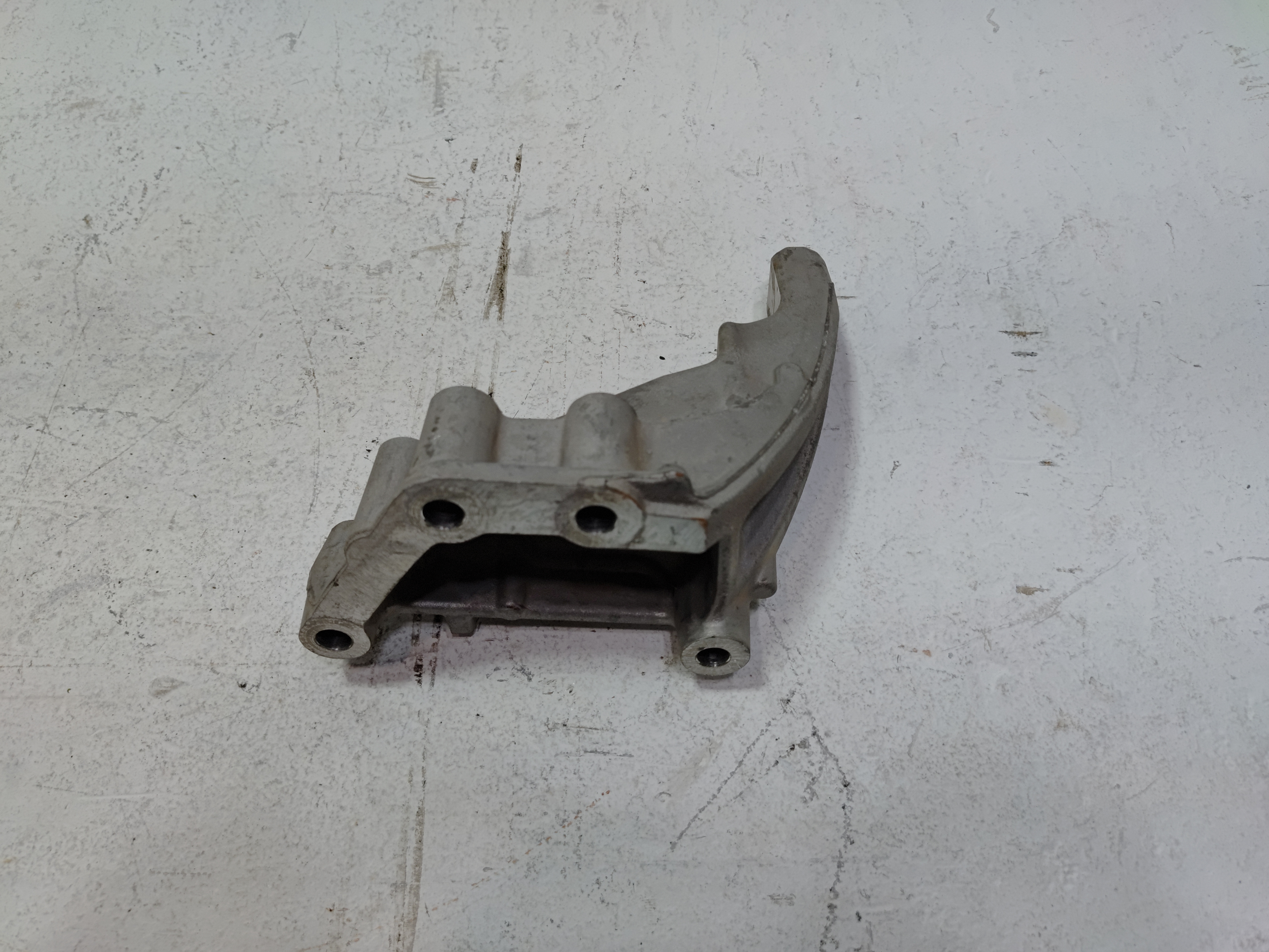 2017-2025 Honda Ridgeline Rear Engine Frame Mount Support Bracket OEM