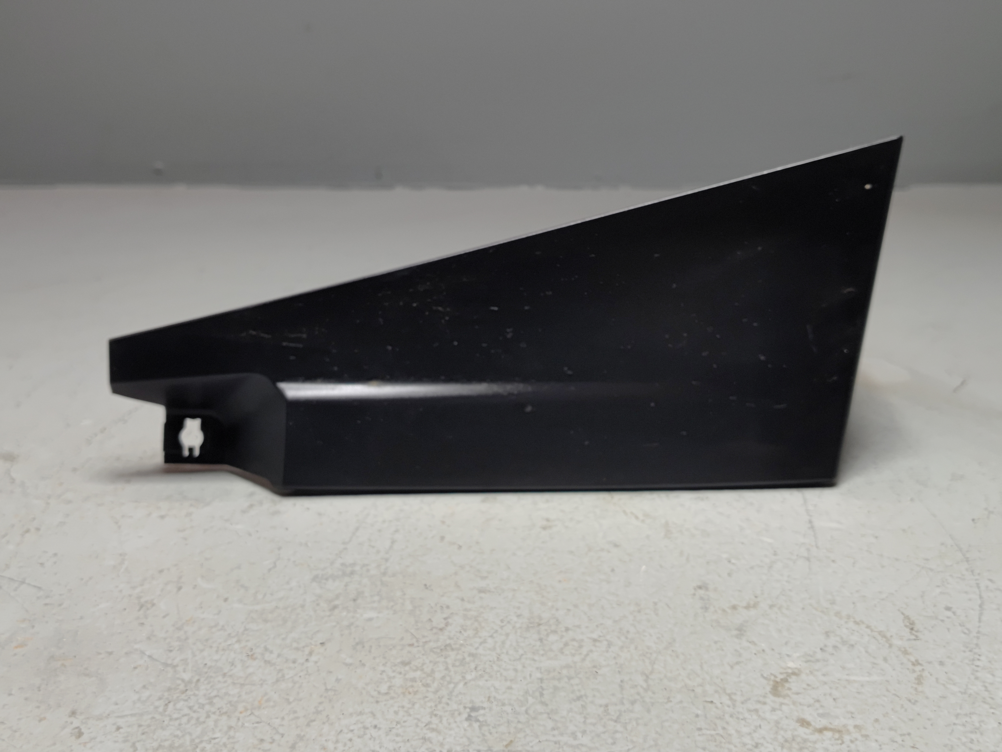2016-2022 HONDA PILOT REAR LEFT DRIVER SIDE TAIL GATE HINGE COVER OEM