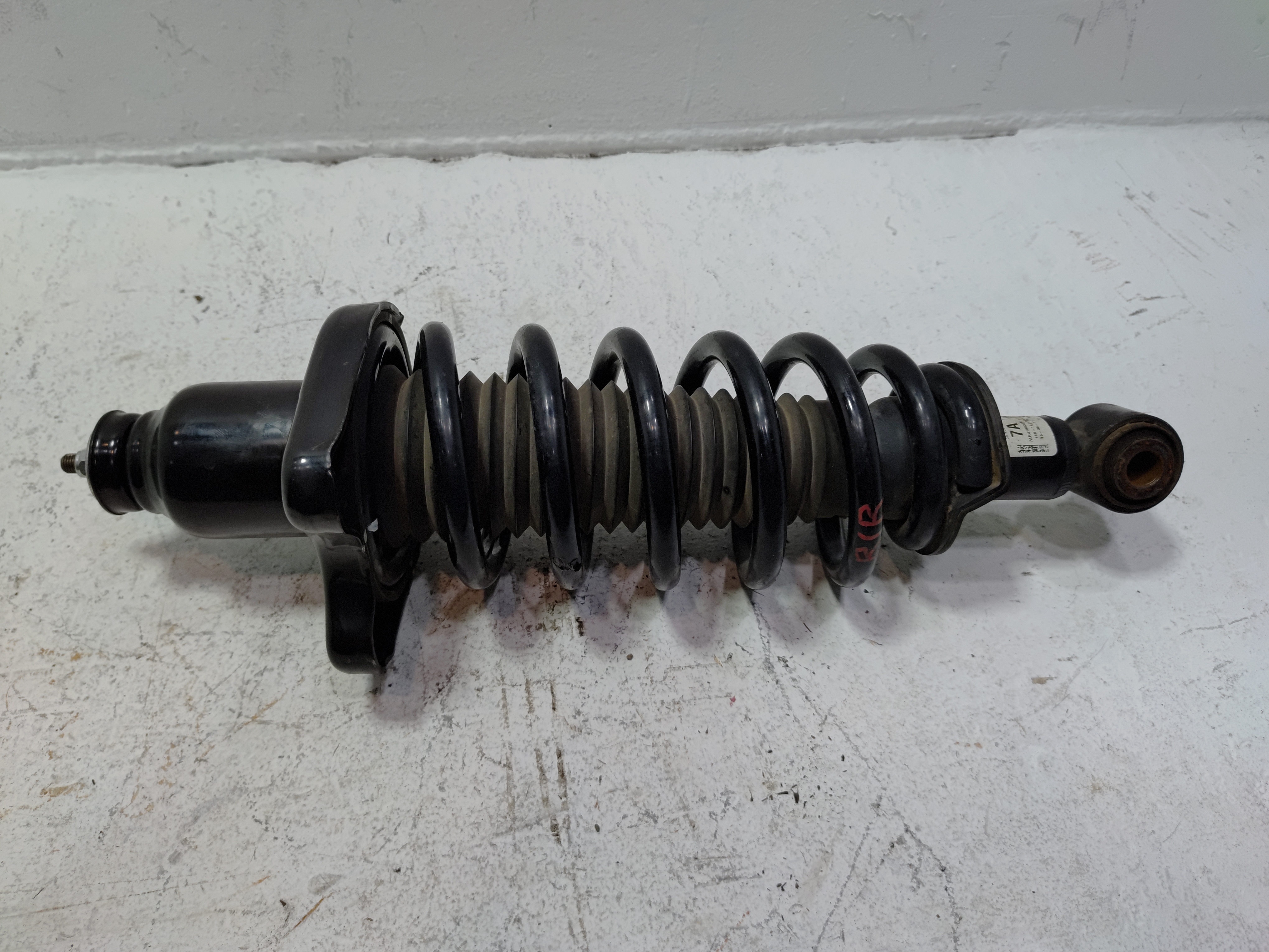 16-22 Honda Pilot AWD Rear Right Passenger Side Strut Shock Spring Absorber OEM