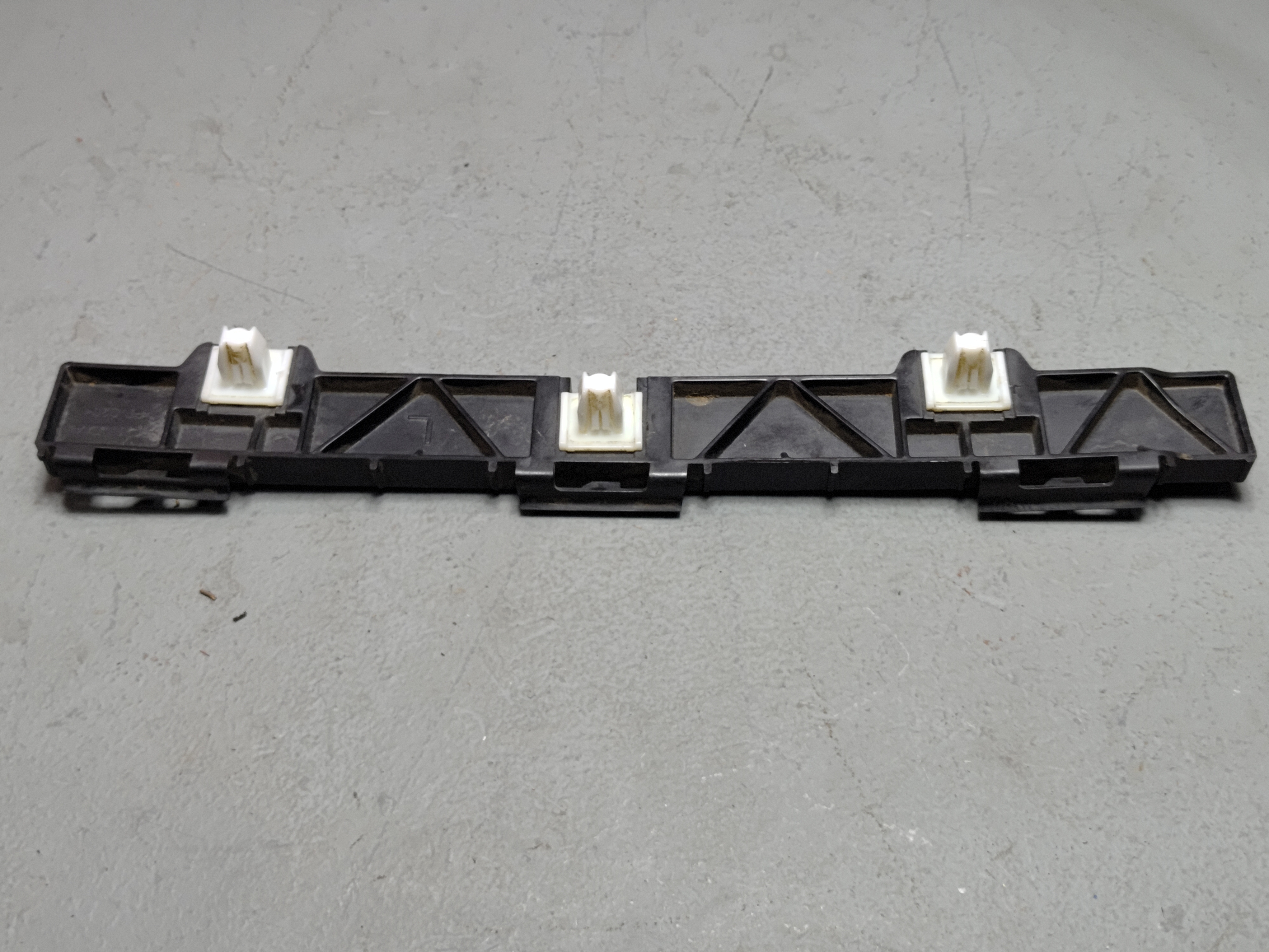 2016-2022 HONDA PILOT REAR BUMPER BEAM DRIVER SIDE UPPER SUPPORT BRACKET OEM