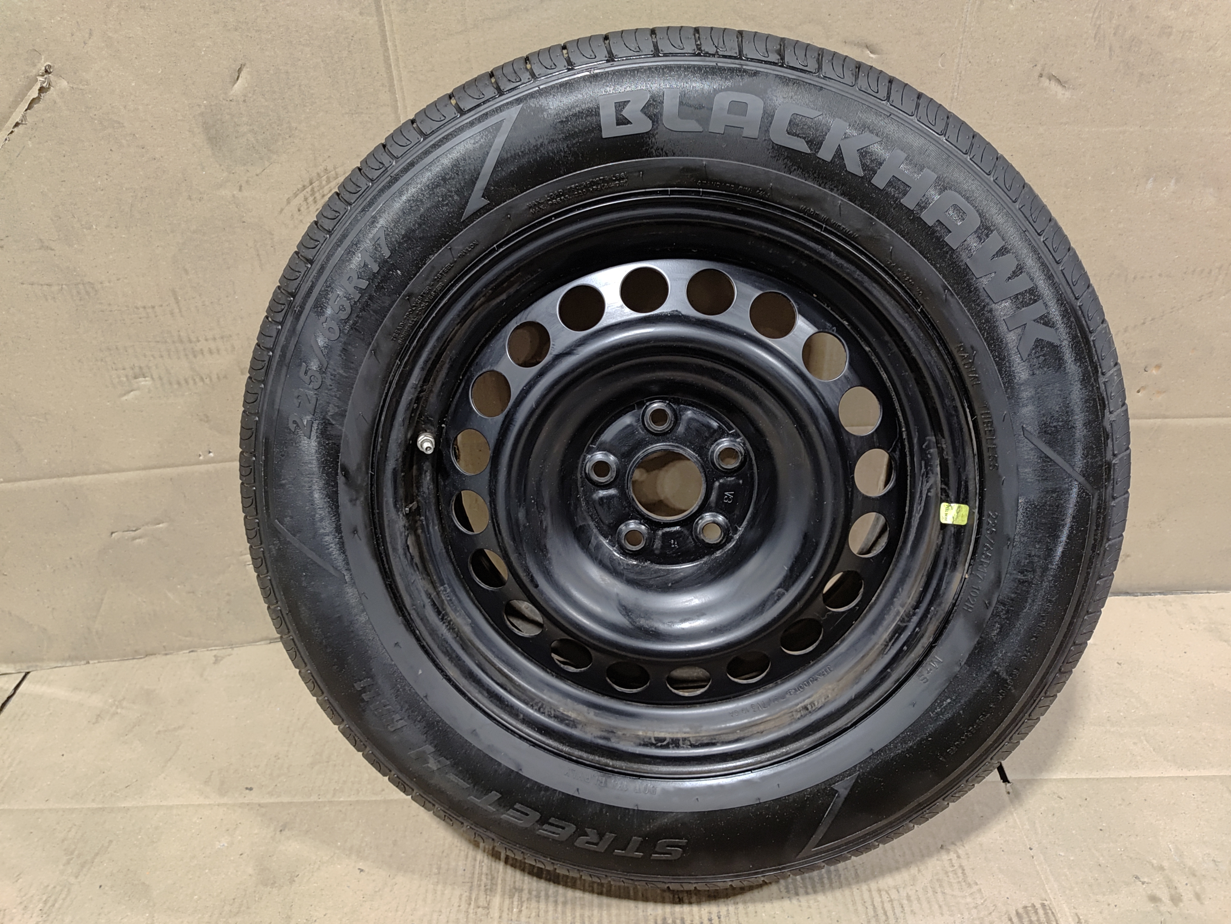 TOYOTA RAV4 17 INCH WHEEL RIM TIRE 17x7J 225/65/R17 9/32