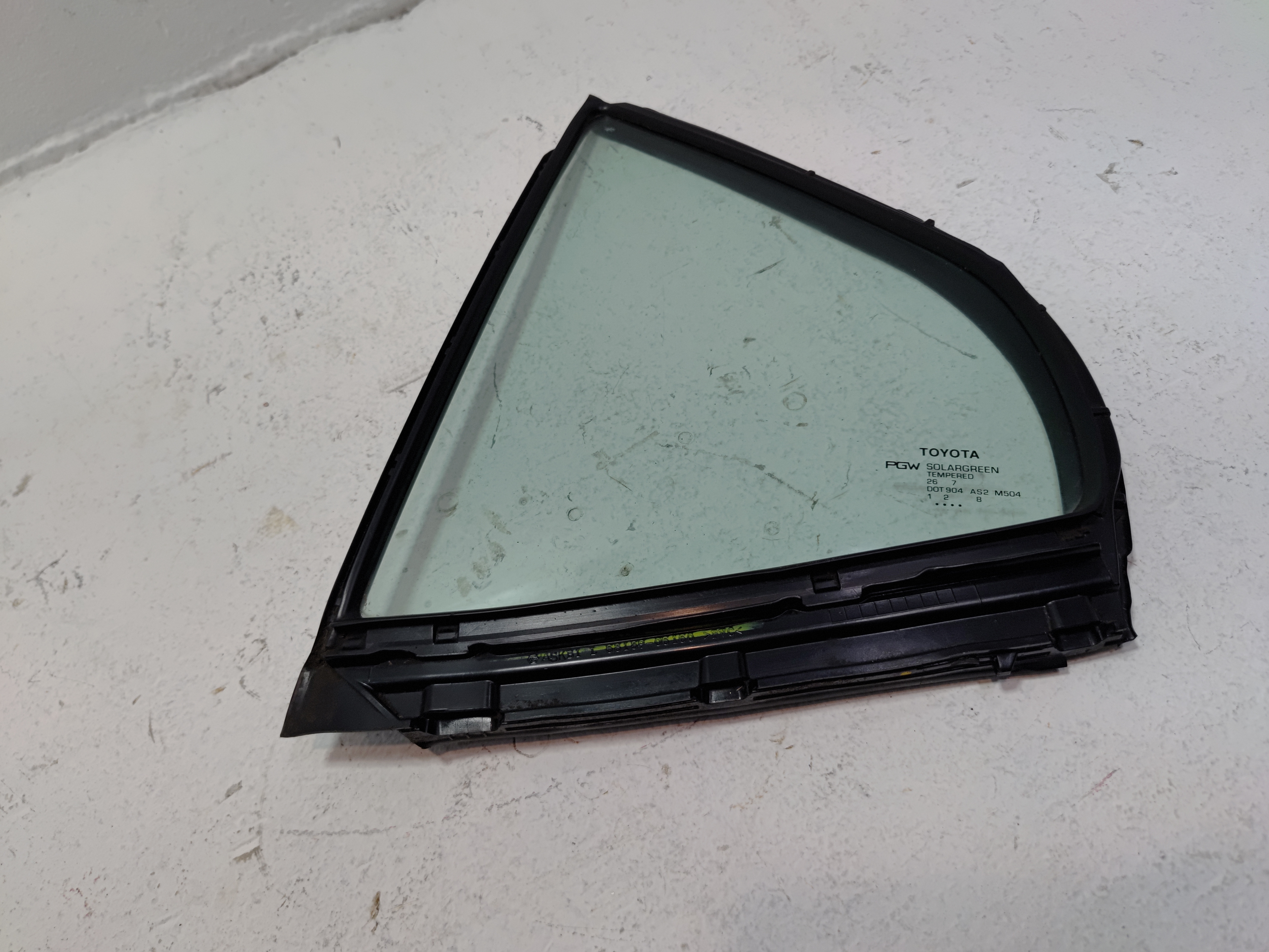 2018-2024 TOYOTA CAMRY REAR LEFT DRIVER SIDE DOOR CORNER FIXED WINDOW GLASS OEM