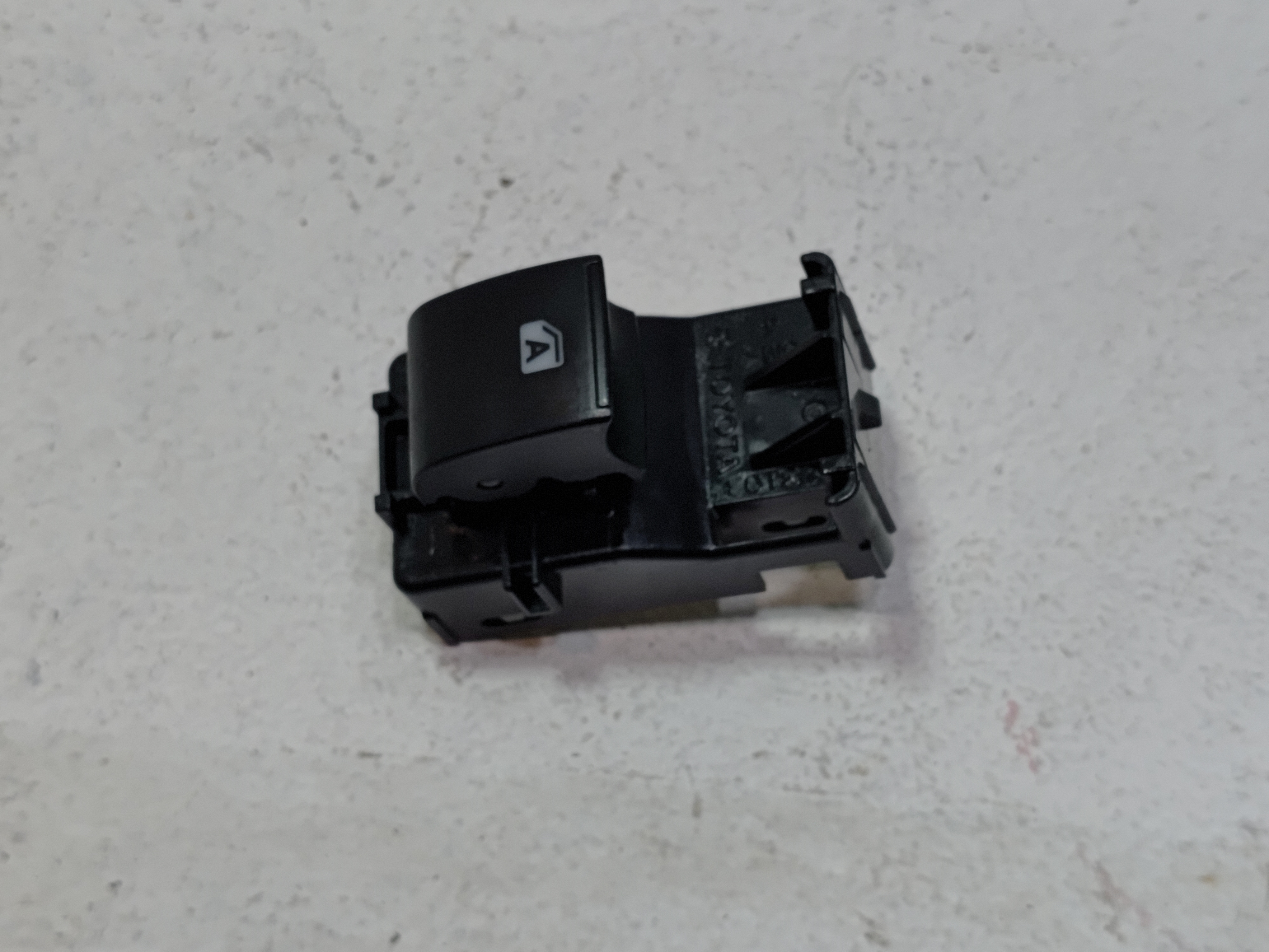 2018-2021 TOYOTA CAMRY REAR RIGHT OR LEFT SIDE DOOR WINDOW SWITCH OEM