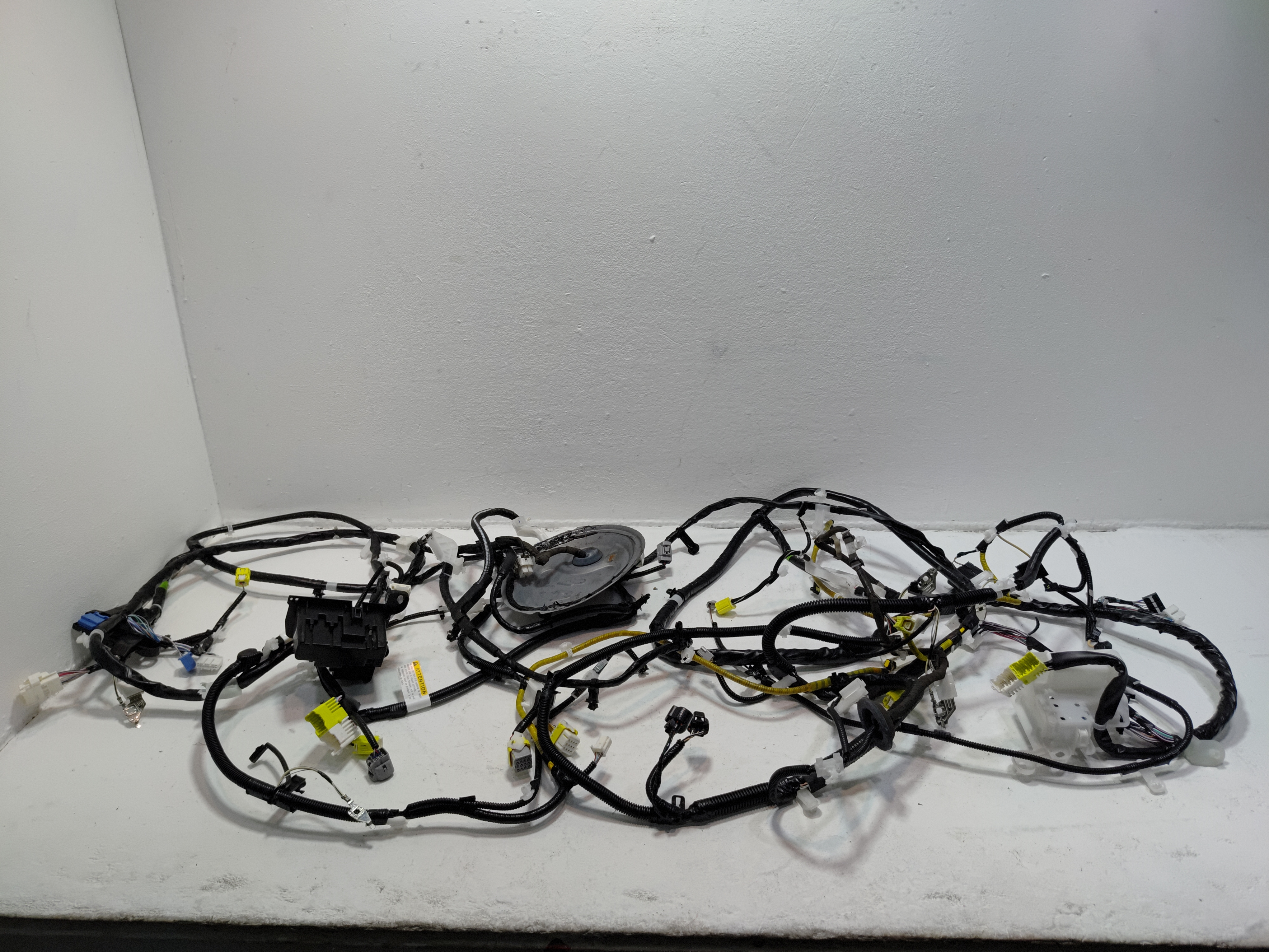 2018-2019 TOYOTA CAMRY SE 2.5L BODY FLOOR MAIN WIRE WIRING HARNESS CABLE OEM