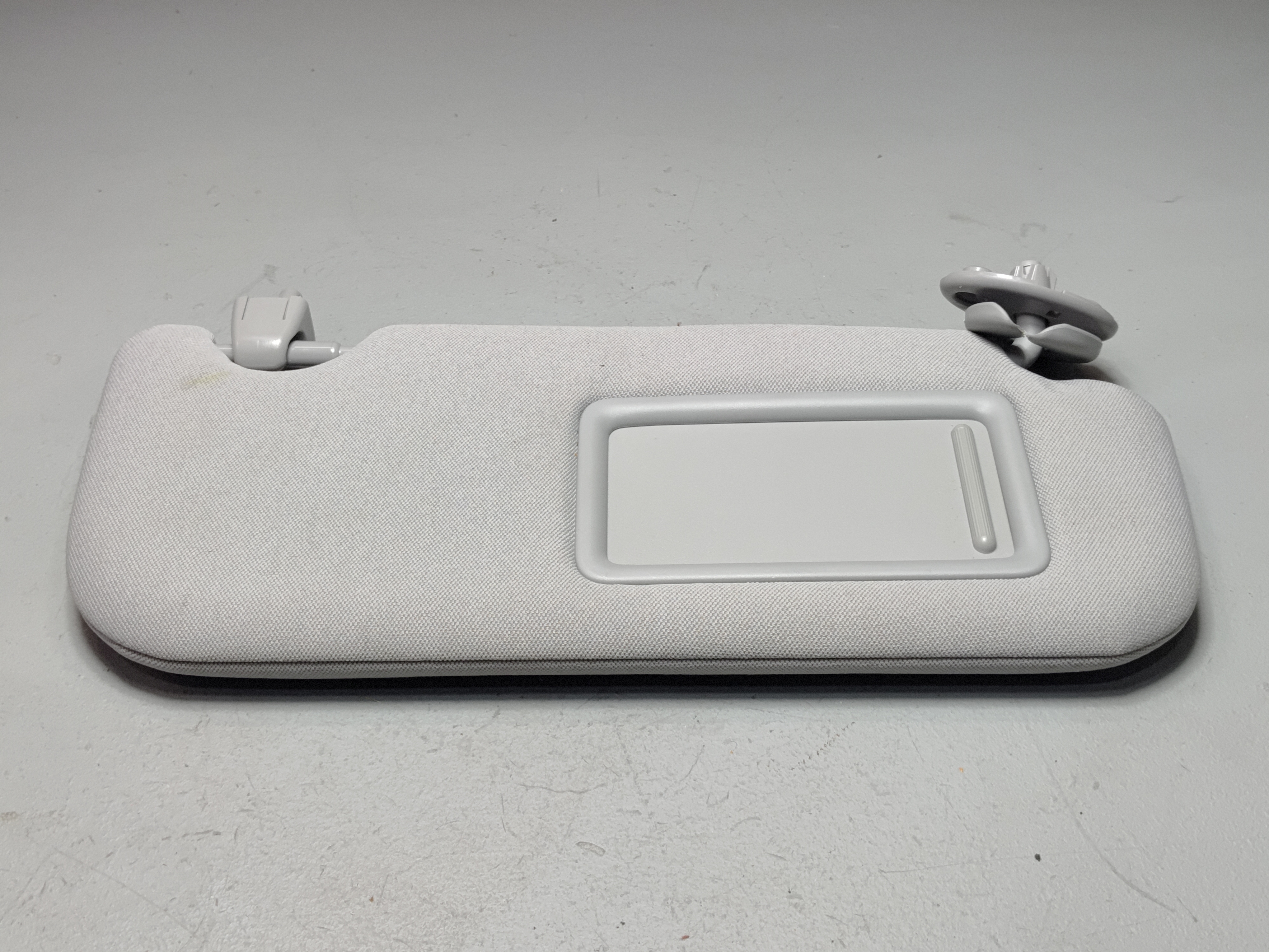 2018-2024 TOYOTA CAMRY FRONT RIGHT PASSENGER SIDE SUN VISOR SUNVISOR OEM