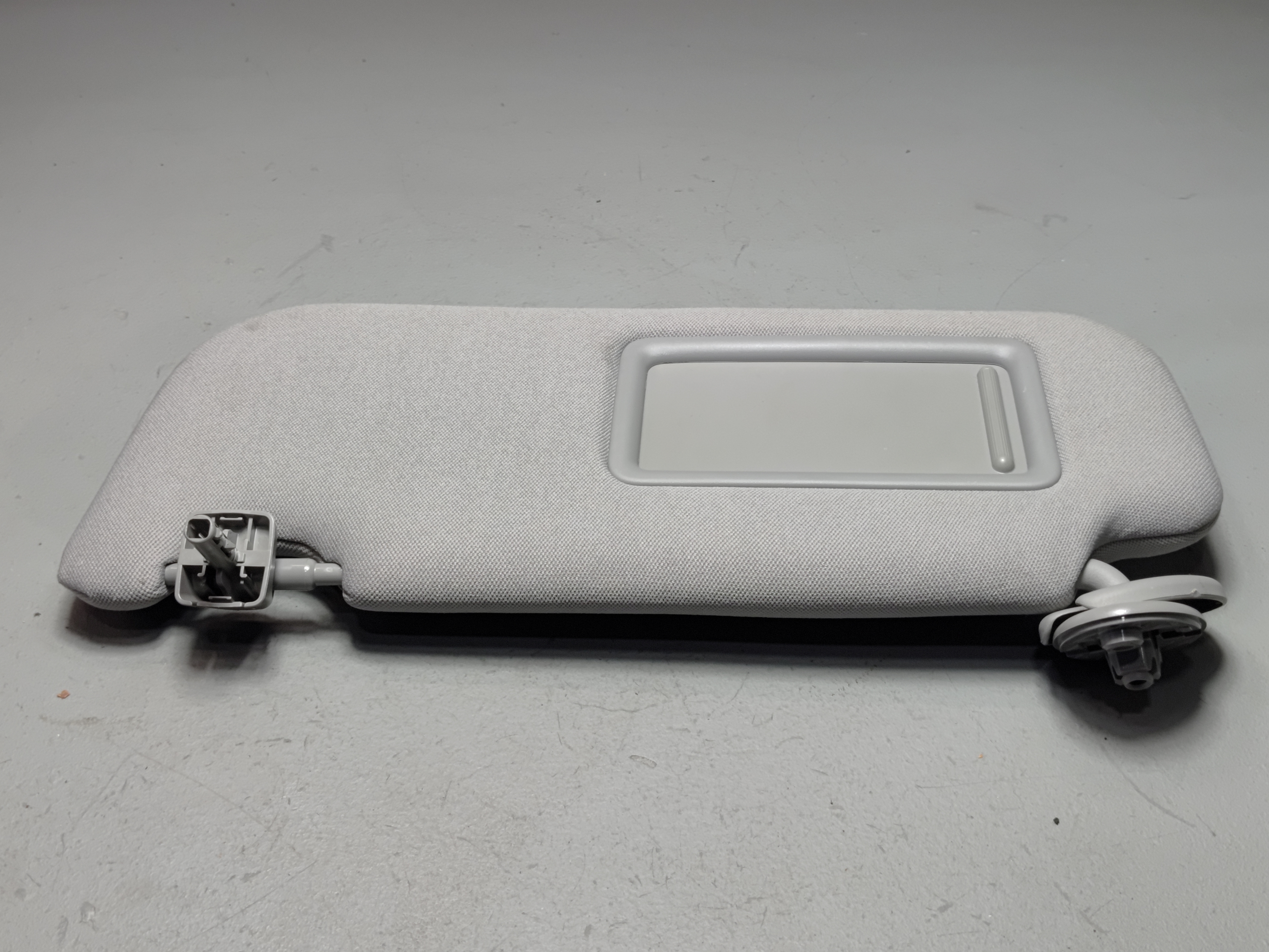 2018-2024 TOYOTA CAMRY FRONT WINDSHIELD DRIVER SIDE SUN VISOR SUNVISOR GRAY OEM