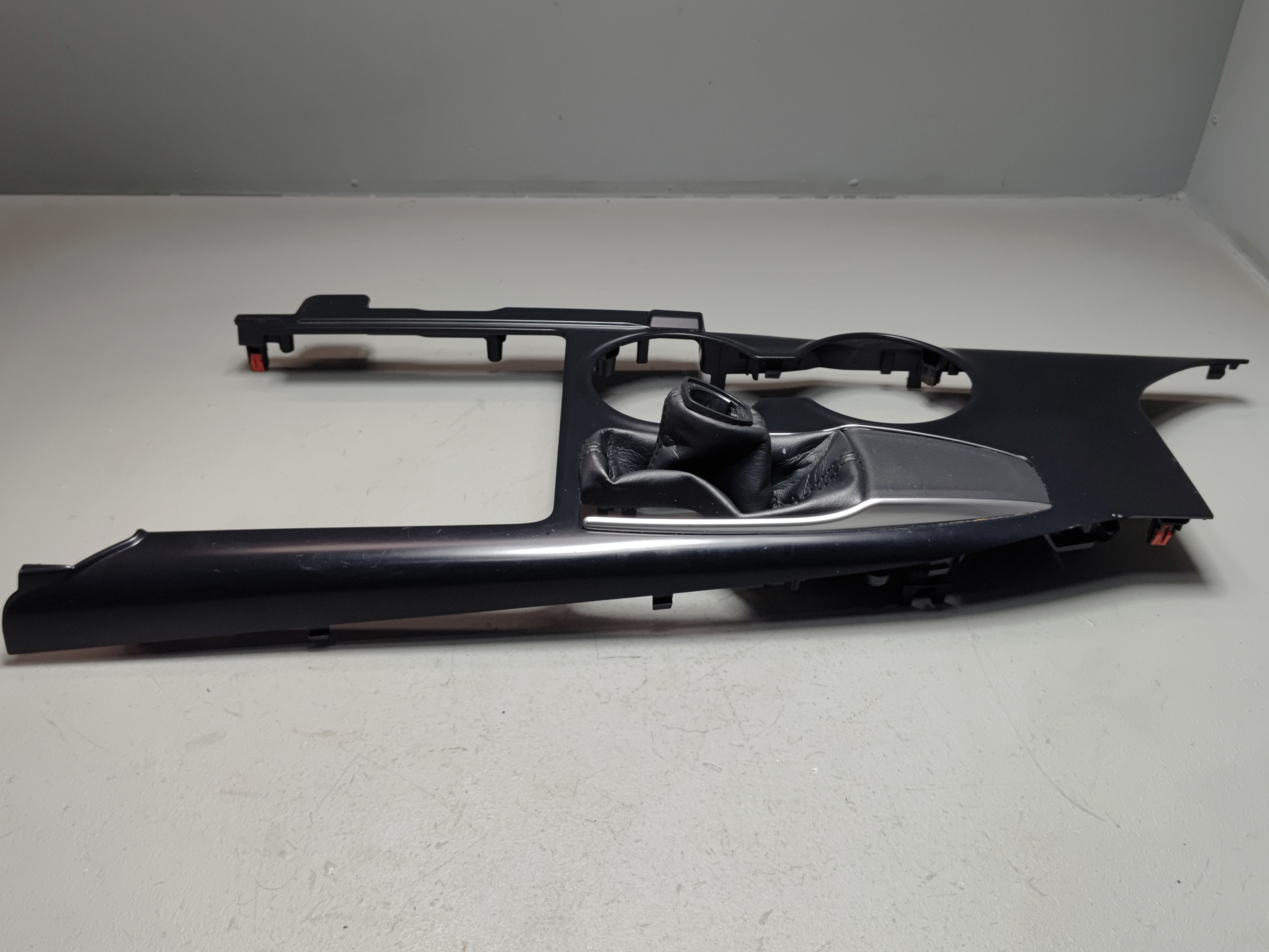 2018 TOYOTA CAMRY CENTER CONSOLE TOP BEZEL COVER SHIFT PANEL OEM