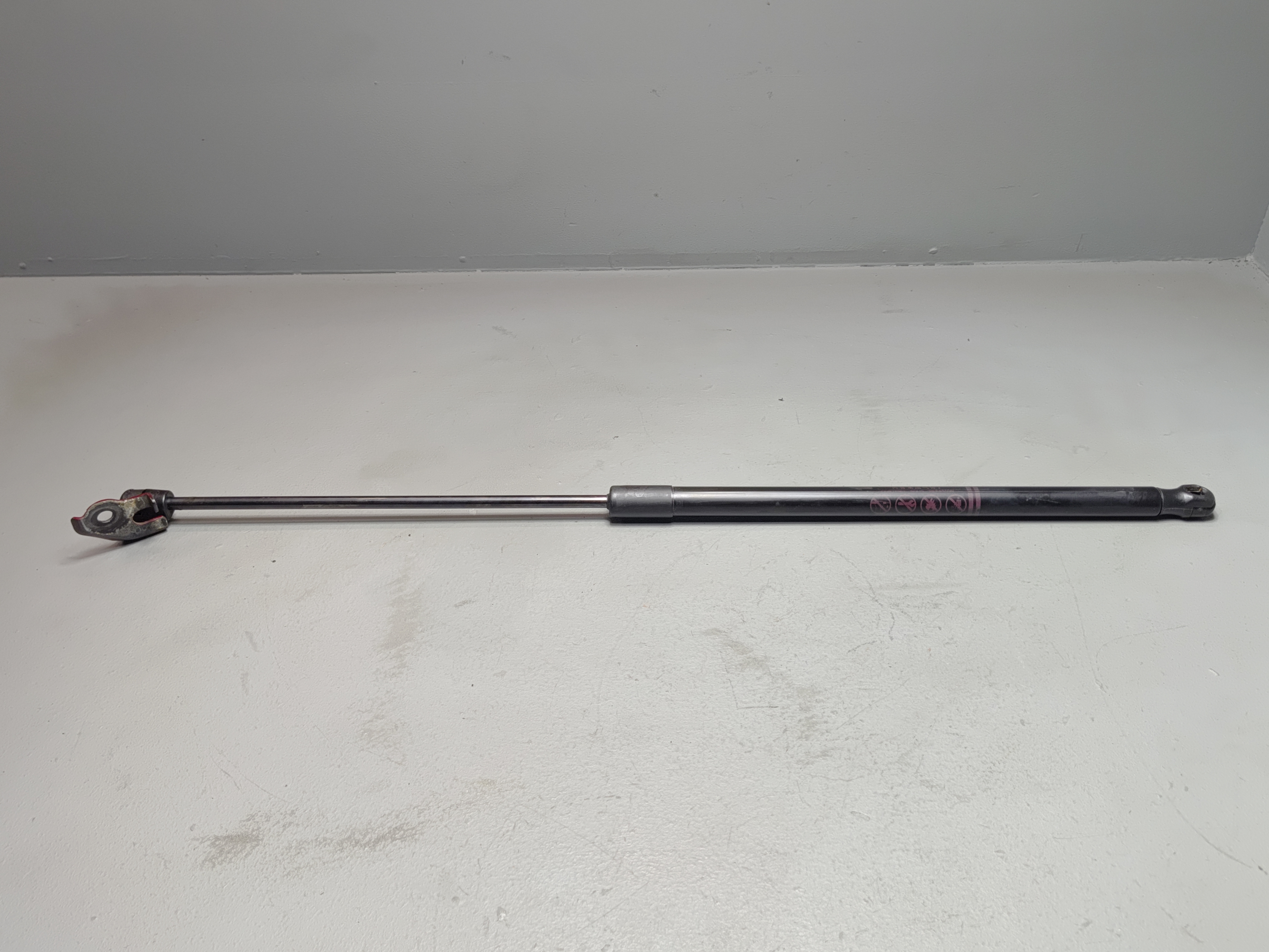 2018-2020 TOYOTA CAMRY HOOD DRIVER SIDE LIFT CYLINDER SUPPORT SHOCK STRUT OEM