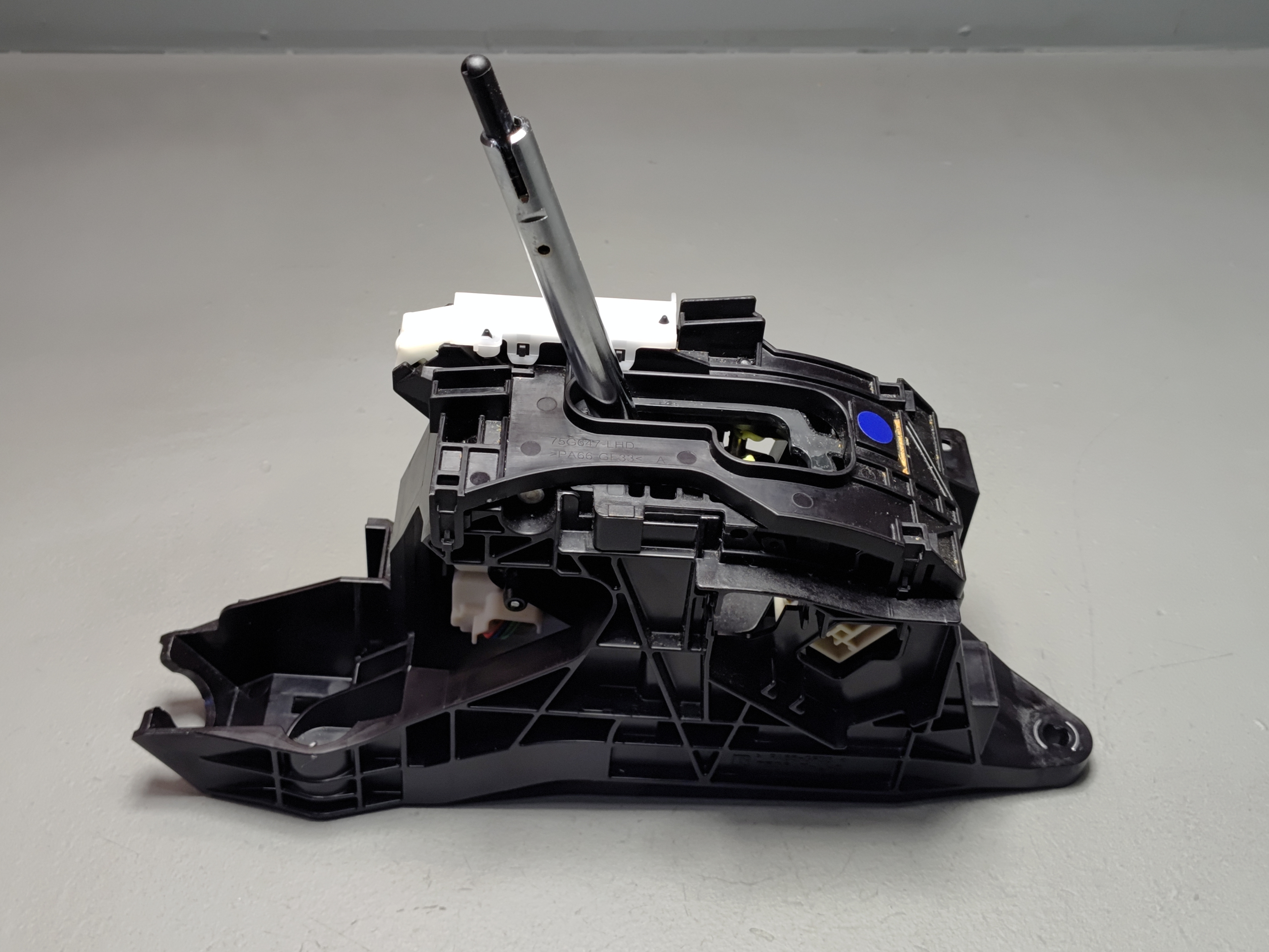 2018-2024 TOYOTA CAMRY TRANSMISSION SHIFT SHIFTER GEAR SELECTOR LEVER OEM