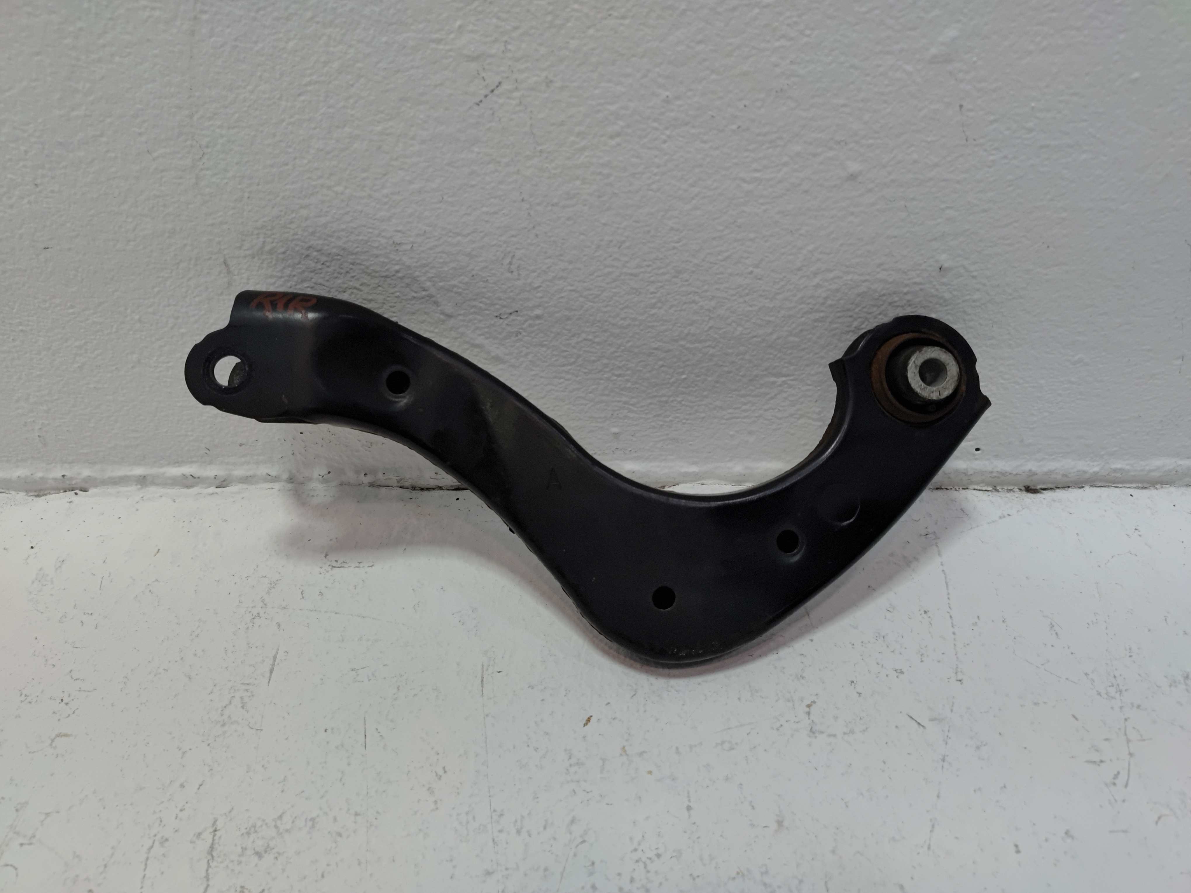 2018-2024 TOYOTA CAMRY REAR RIGHT PASSENGER SIDE UPPER CONTROL ARM OEM