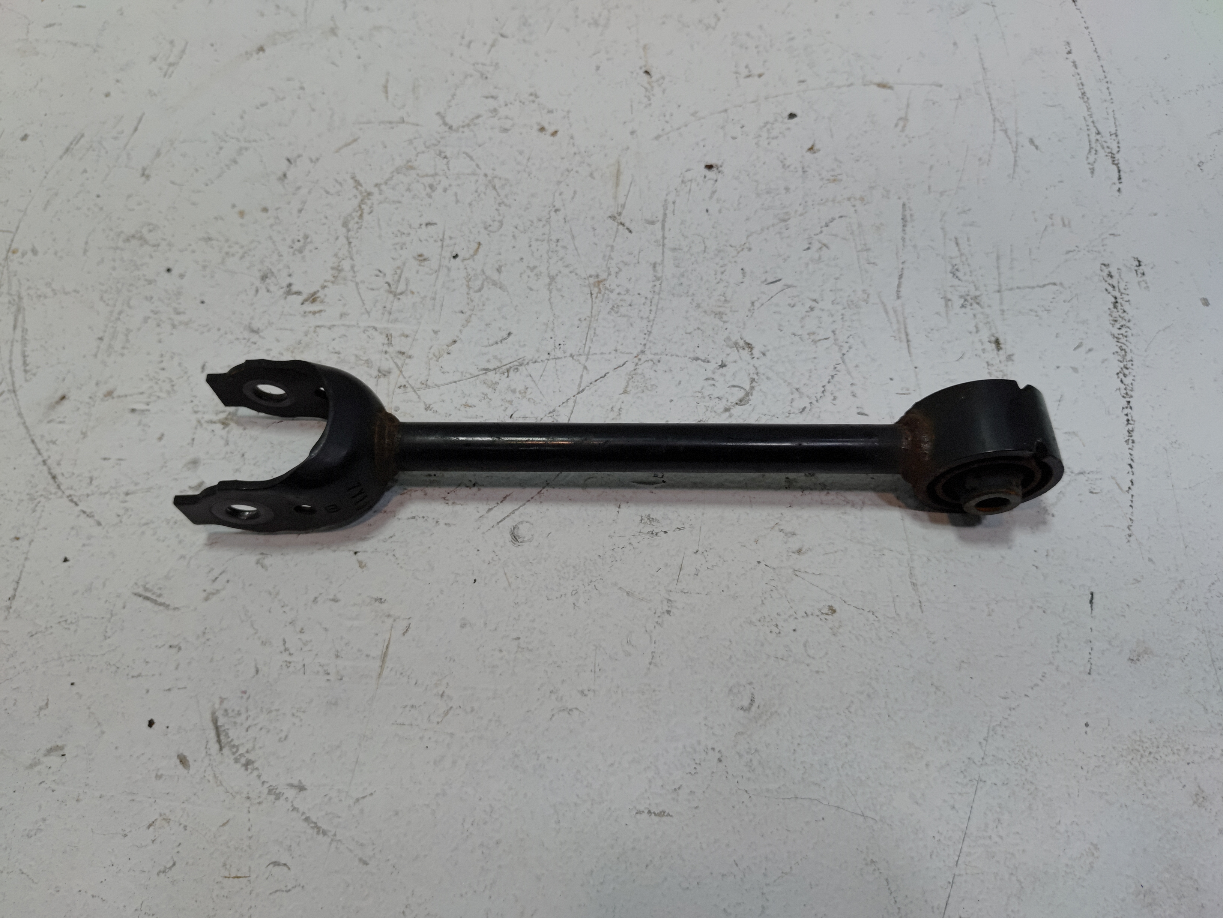 2018-2024 TOYOTA CAMRY REAR RIGHT OR LEFT SIDE SUSPENSION CONTROL LOWER ARM OEM