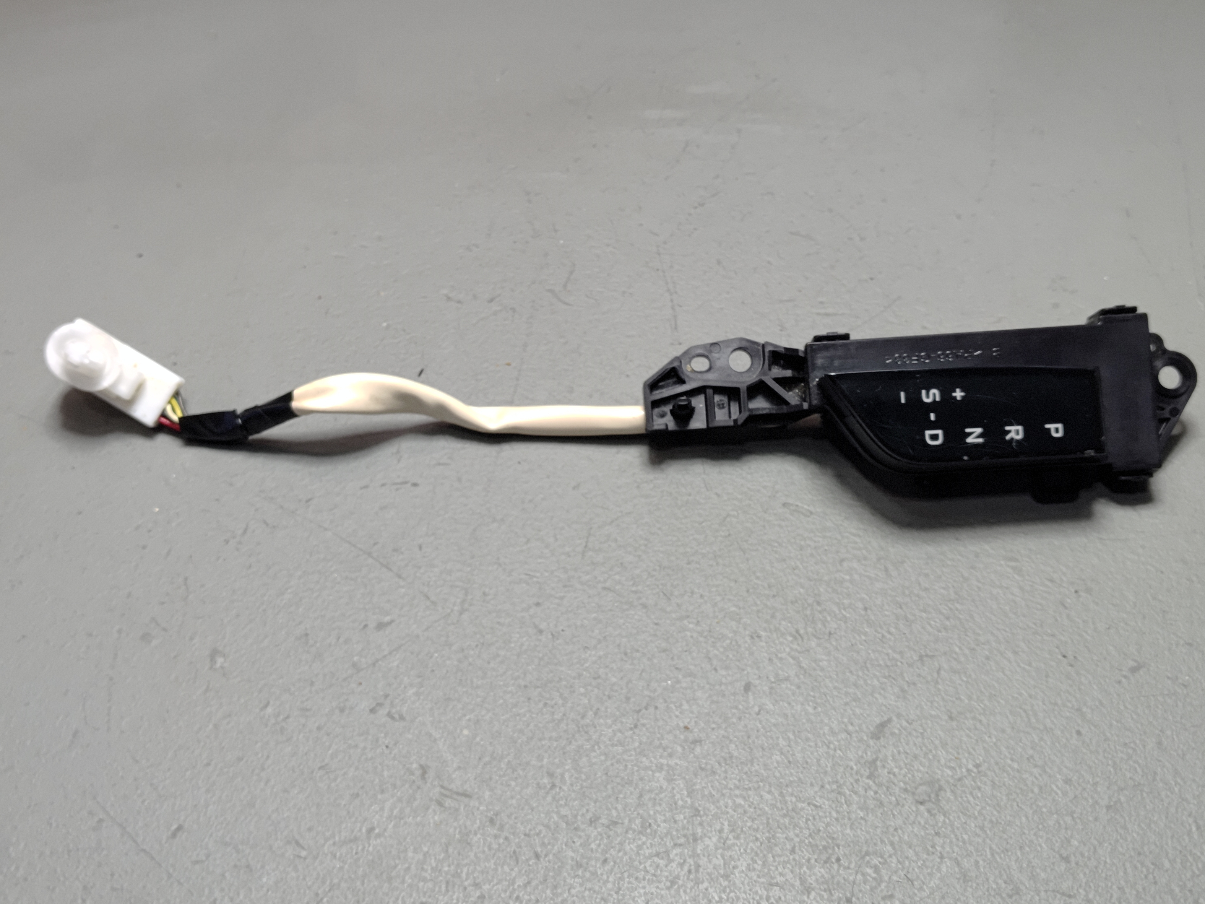 Toyota Camry Center Console Gear Shifter Shift Position Indicator 2018-2024 OEM