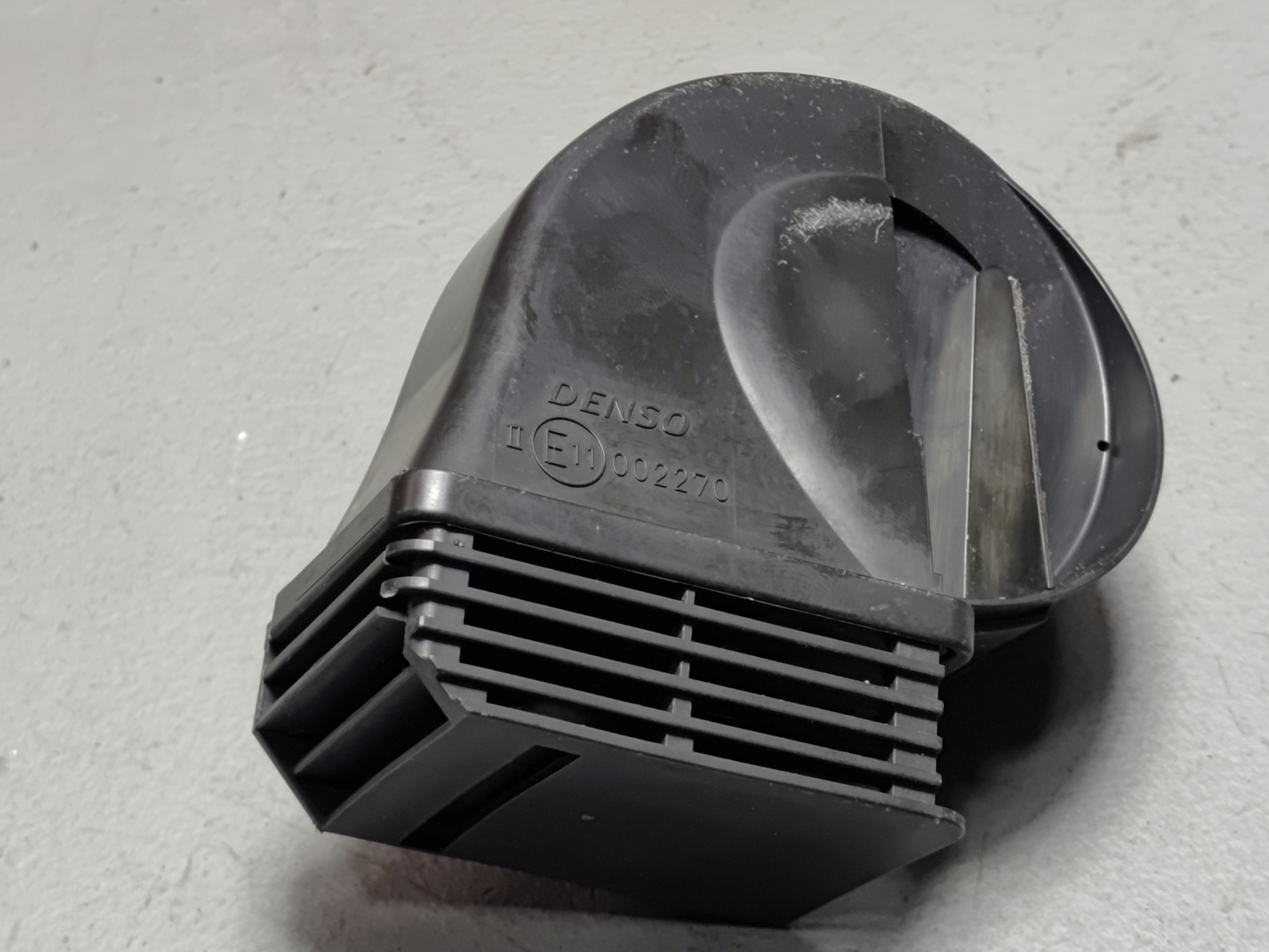 2018-2025 TOYOTA CAMRY RIGHT PASSENGER SIDE HIGH NOTE TONE HORN SIGNAL OEM