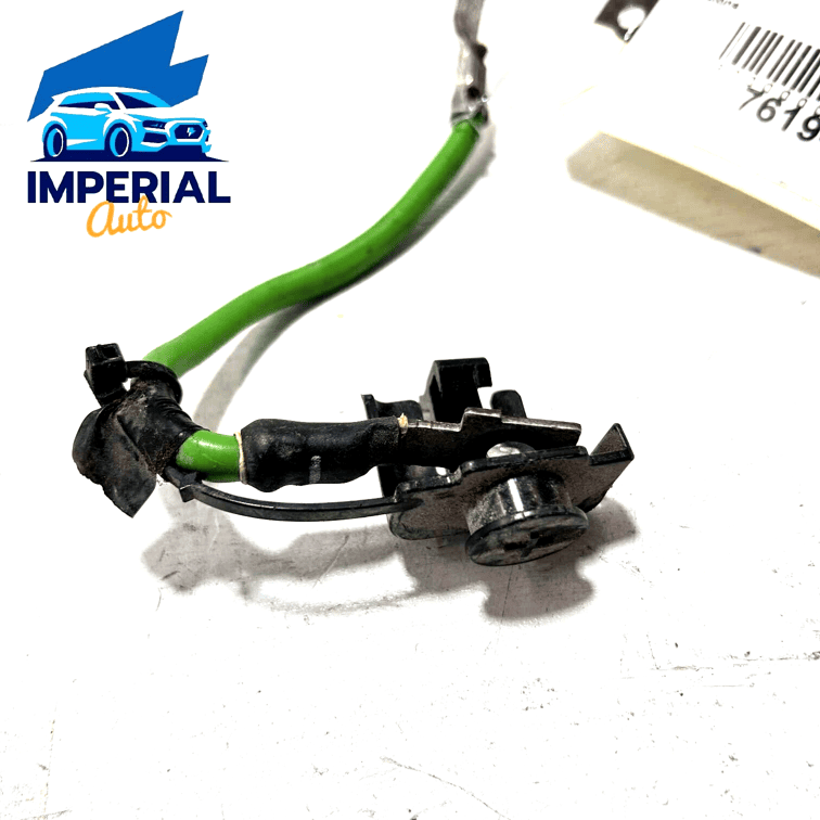 2017-2020 FORD FUSION PLUS POLE POSITIVE BATTERY CABLE W/ TERMINAL WIRE OEM 2017-2020 FORD FUSION PLUS POLE POSITIVE BATTERY CABLE W/ TERMINAL WIRE OEM