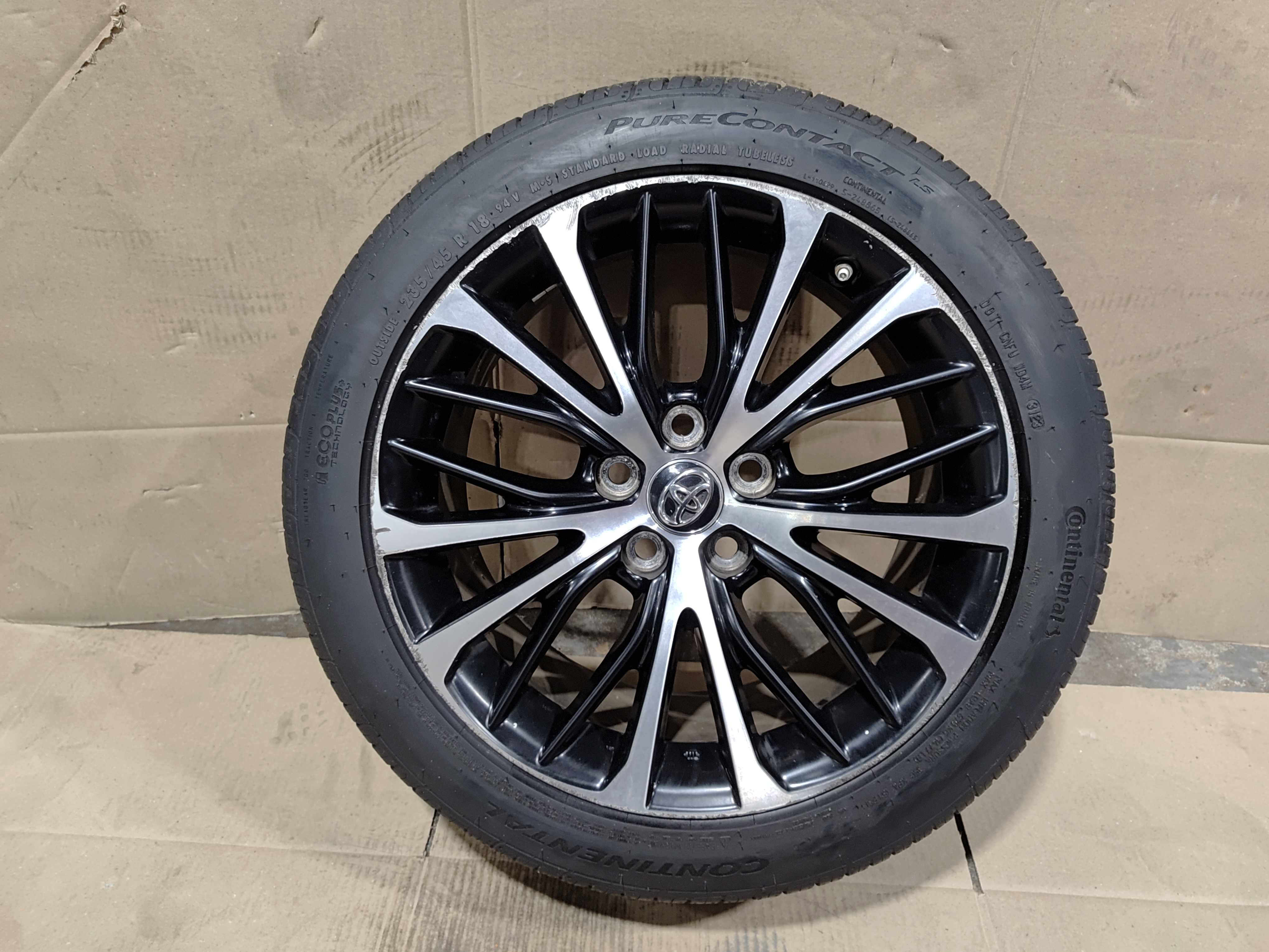 2018-2020 TOYOTA CAMRY SE 18 INCH RIM WHEEL TIRE 18x8J 235/45 R18 1PCS OEM