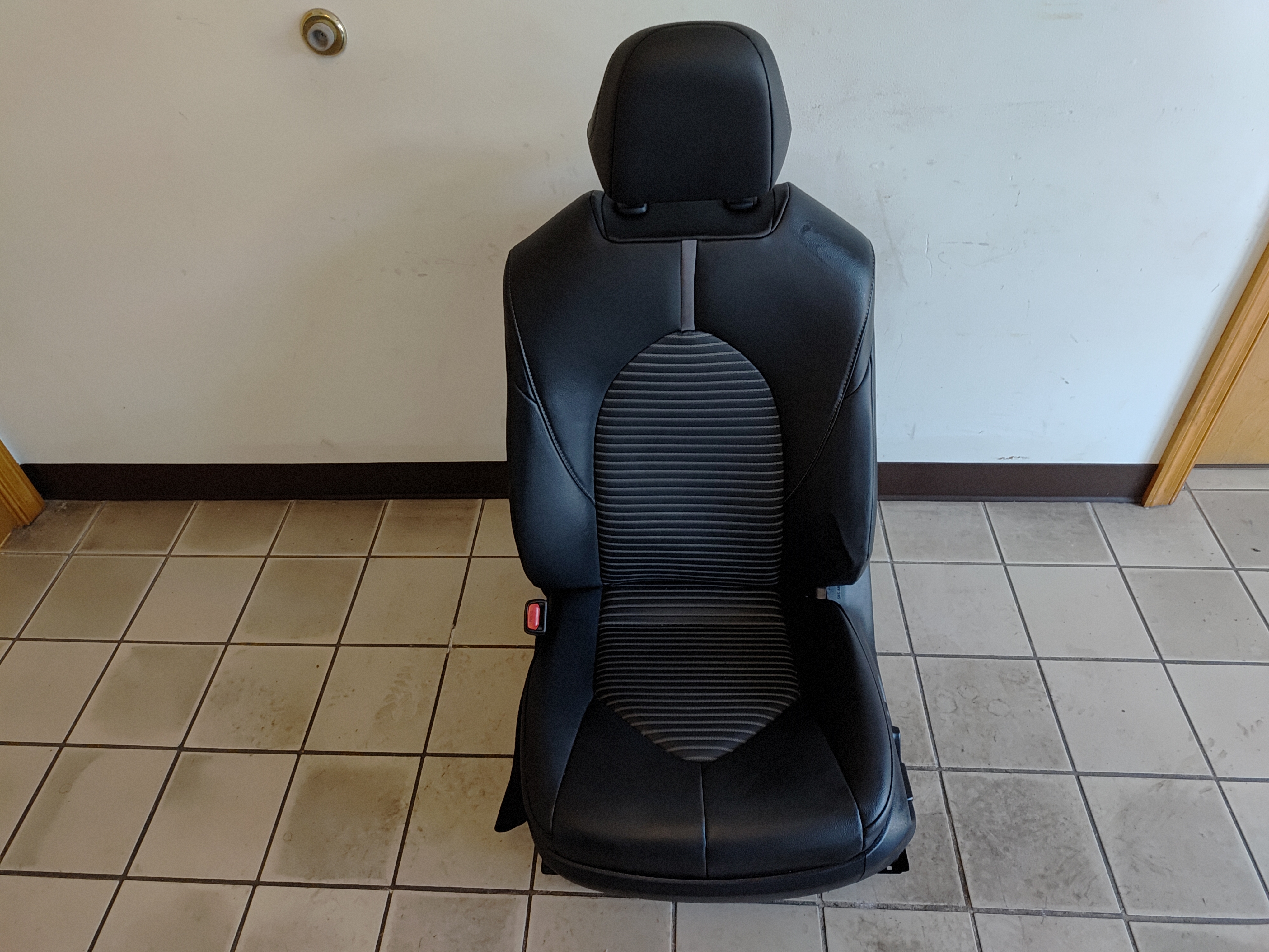 2018 TOYOTA CAMRY FRONT LEFT DRIVER SIDE SEAT ASSEMBLY OEM