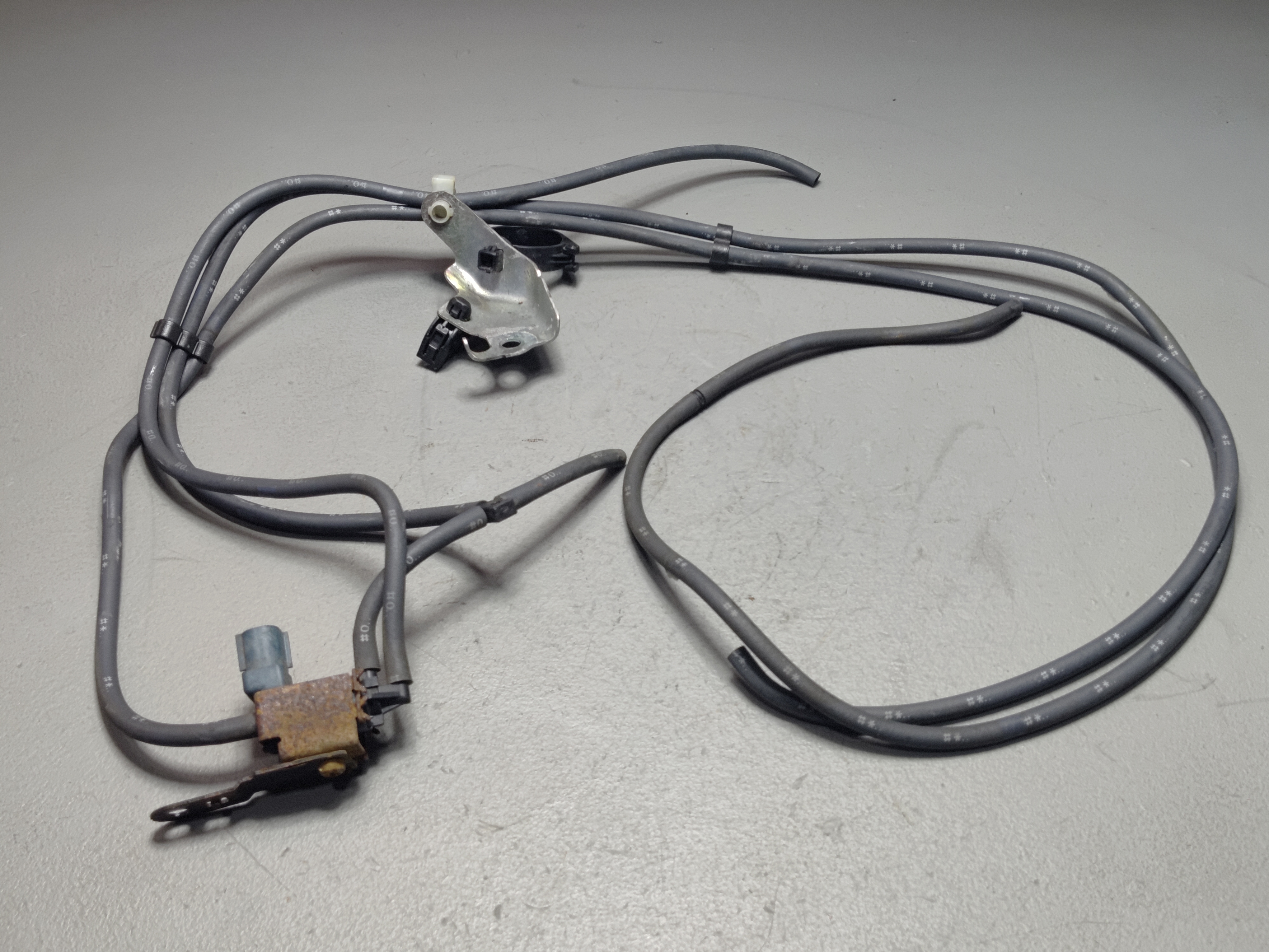 2018 - 2024 TOYOTA CAMRY 2.5L ENGINE MOTOR VACUUM VALVE SWITCH & HOSE OEM