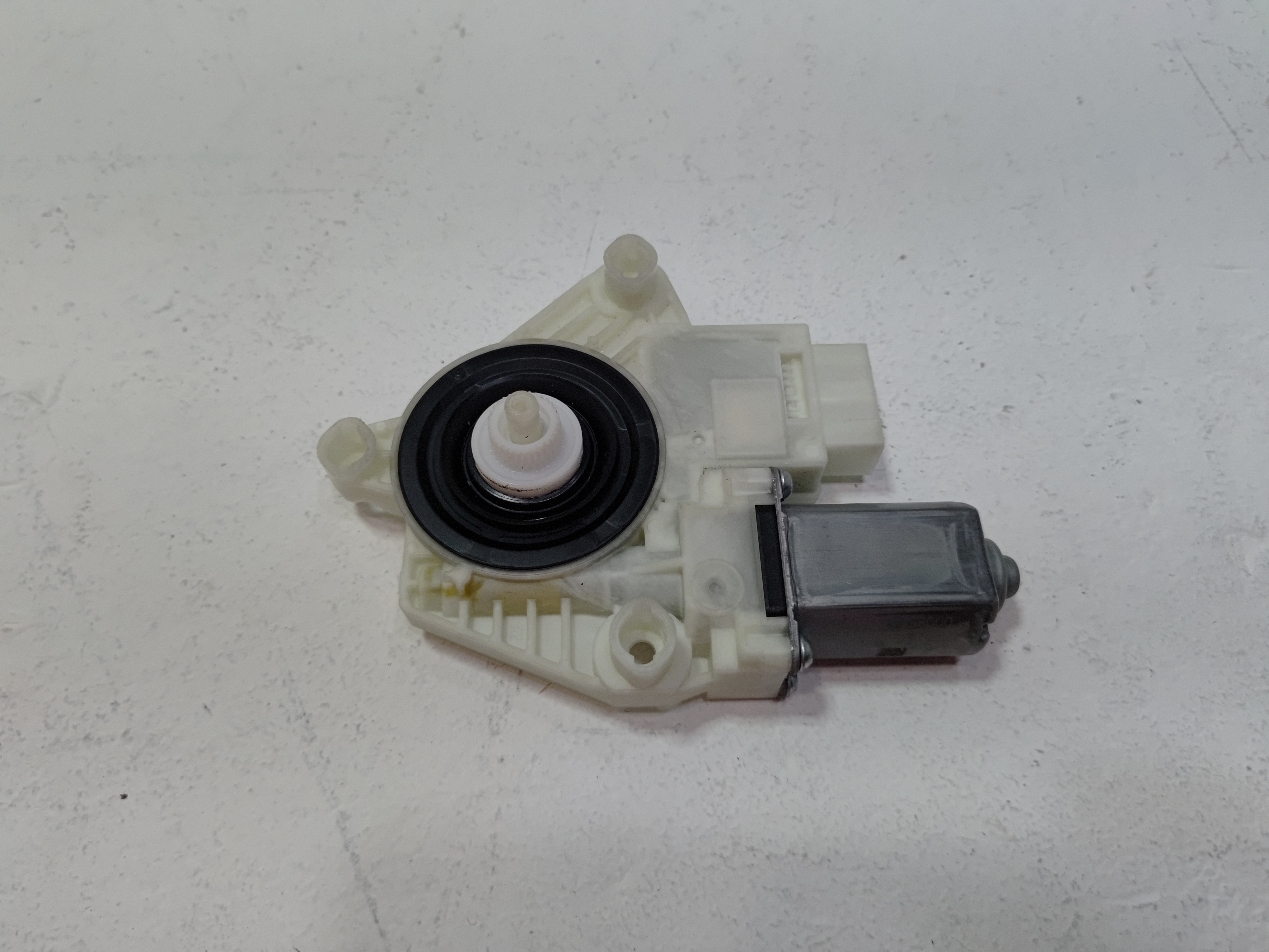 2018-2023 VOLKSWAGEN ATLAS REAR RIGHT OR LEFT DOOR WINDOW REGULATOR MOTOR OEM