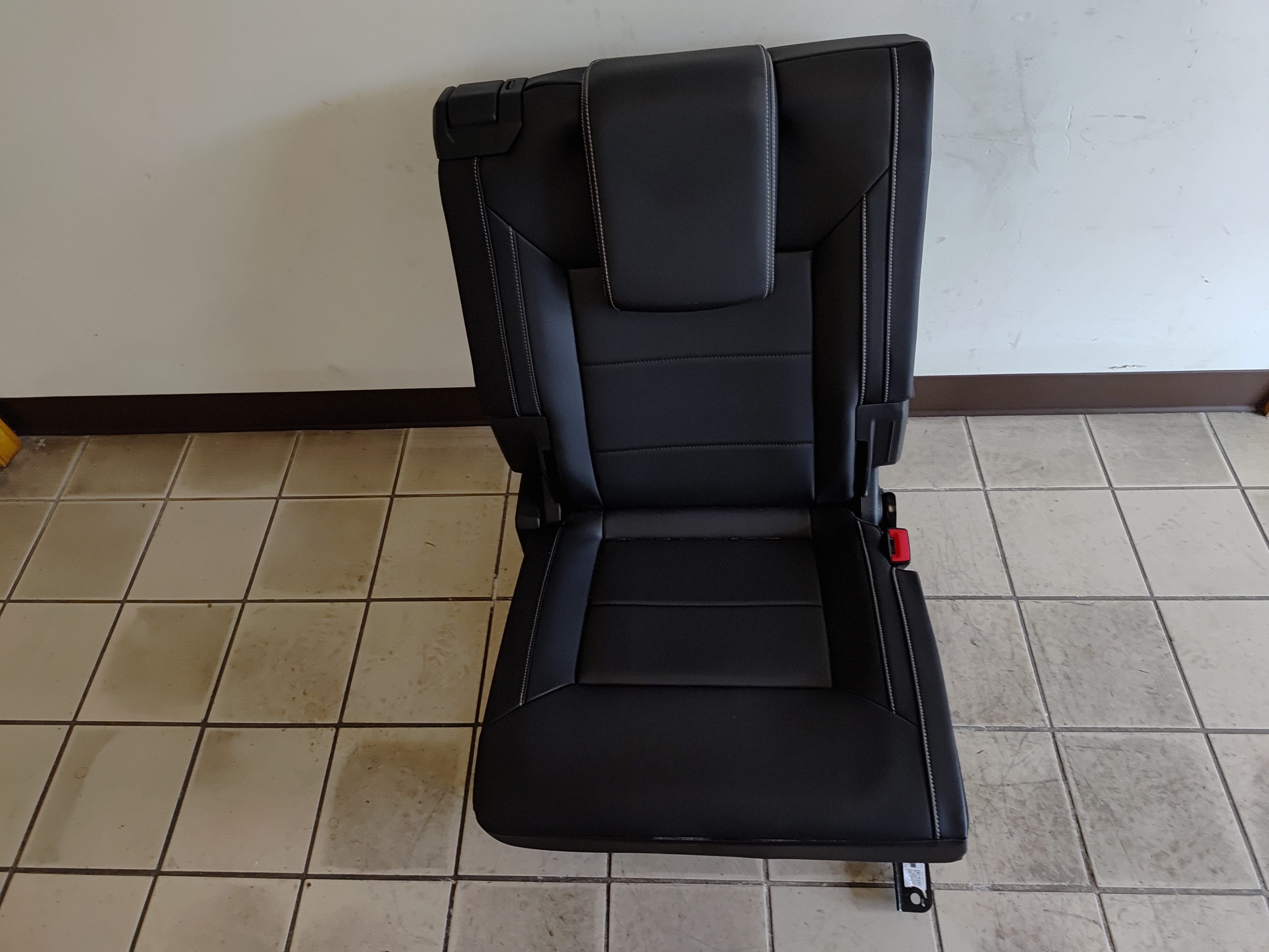 2021 VOLKSWAGEN ATLAS REAR 3RD ROW PASSENGER SIDE SEAT COMPLETE OEM