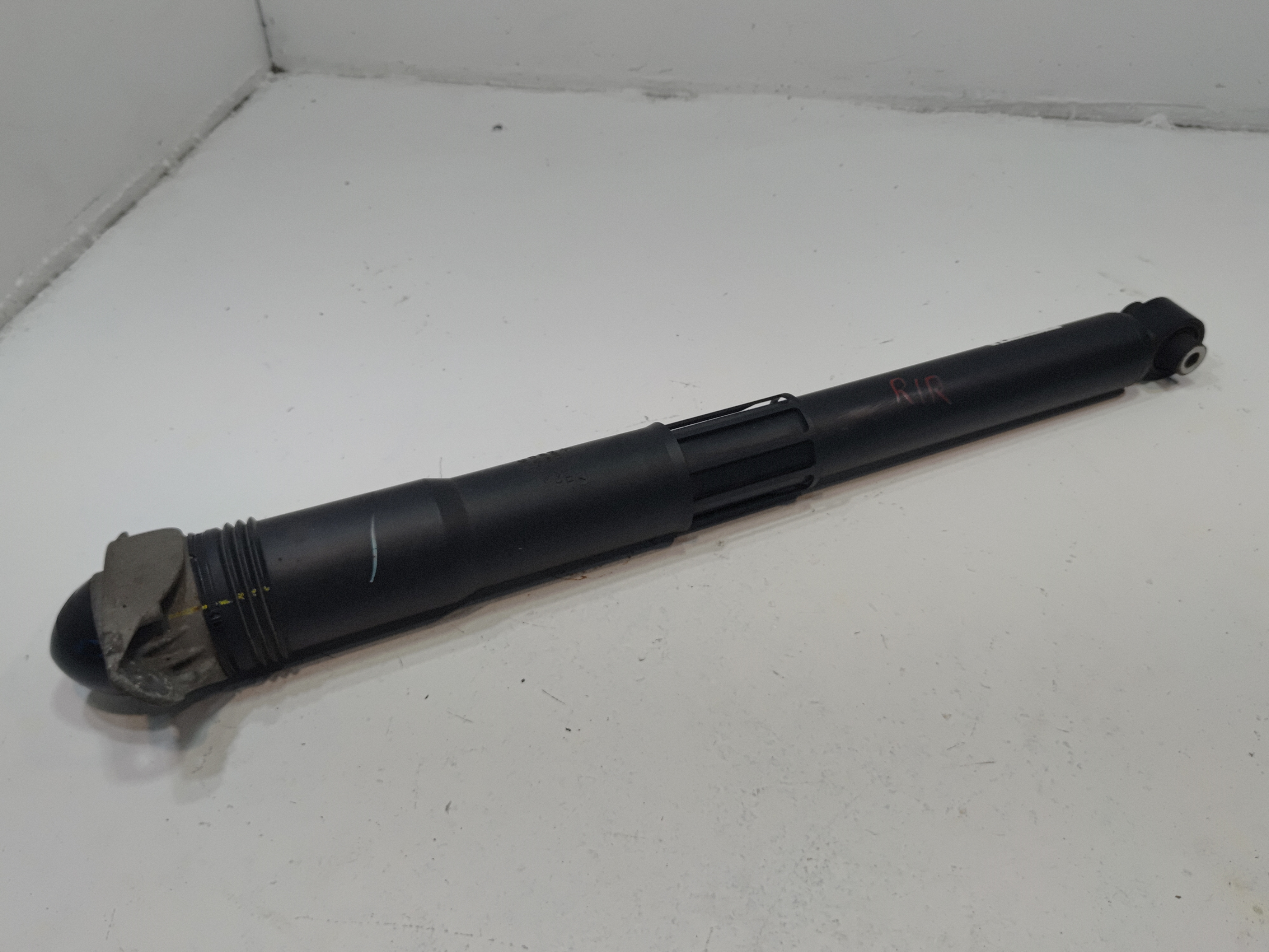 2018-2025 VOLKSWAGEN ATLAS REAR RIGHT OR LEFT SIDE SHOCK ABSORBER STRUT OEM