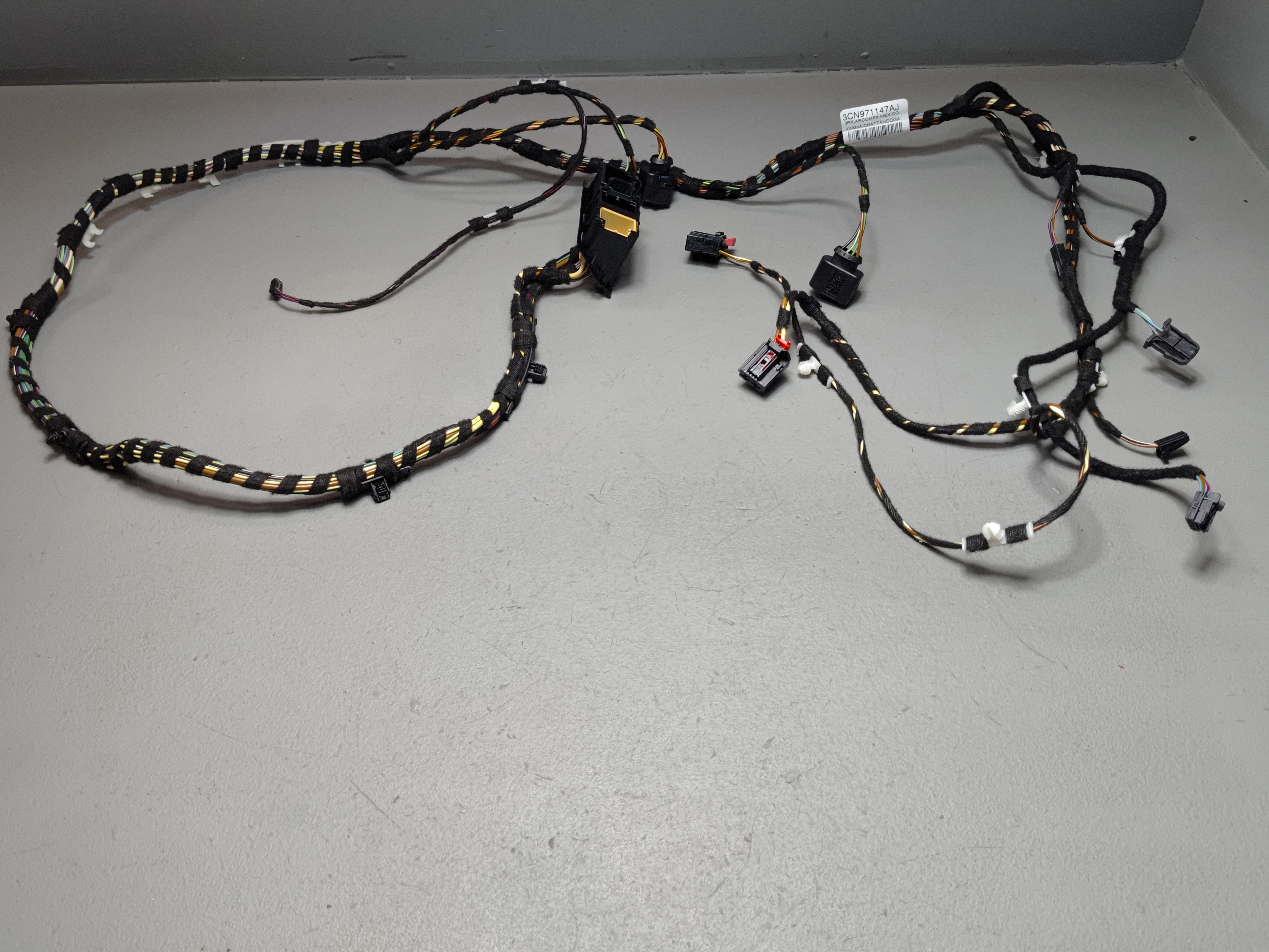 2021 VOLKSWAGEN ATLAS SE REAR LIFTGATE TAILGATE WIRE WIRING HARNESS OEM