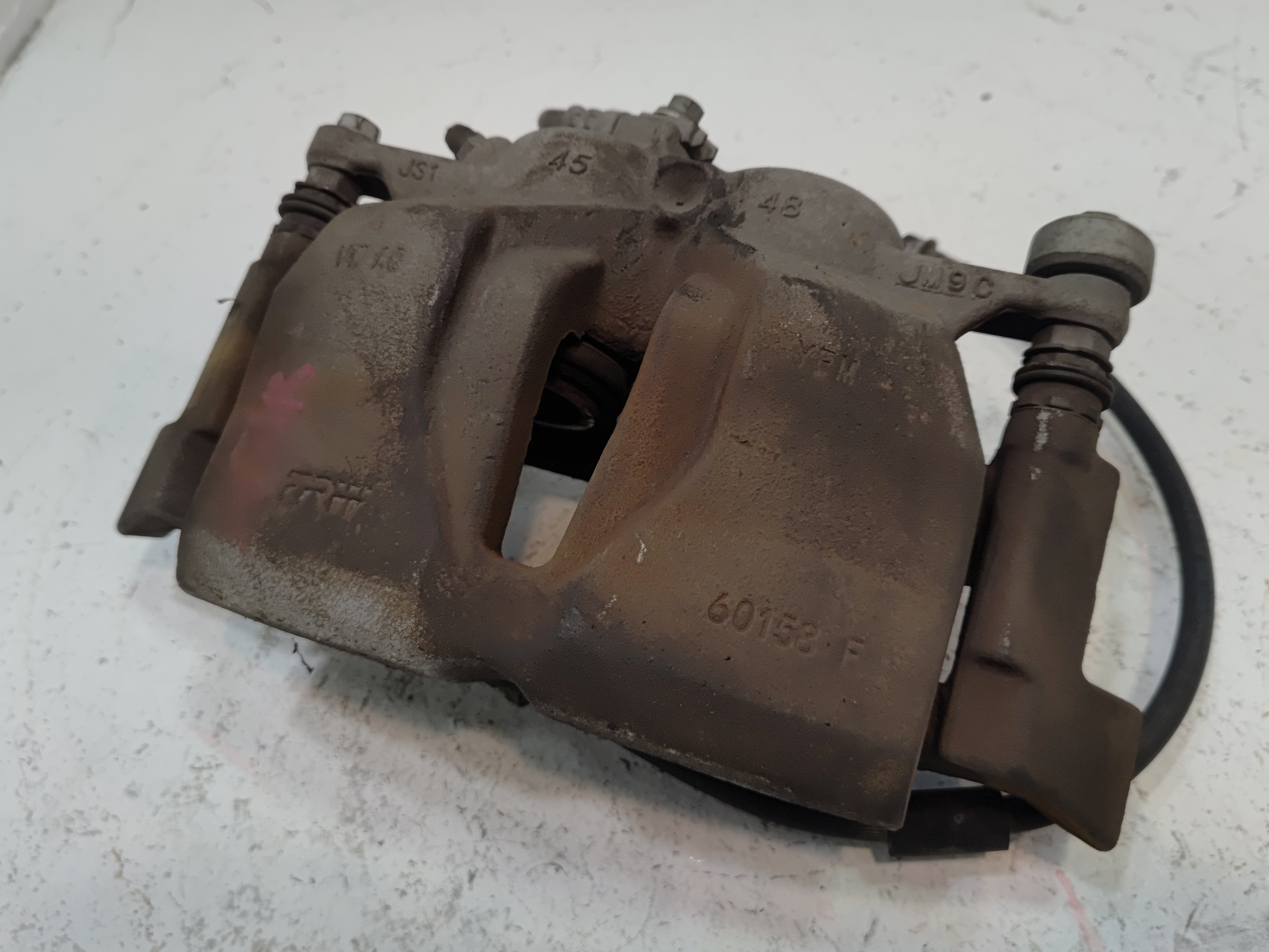 2018-2025 VOLKSWAGEN ATLAS FRONT RIGHT PASSENGER SIDE DISC BRAKE CALIPER OEM