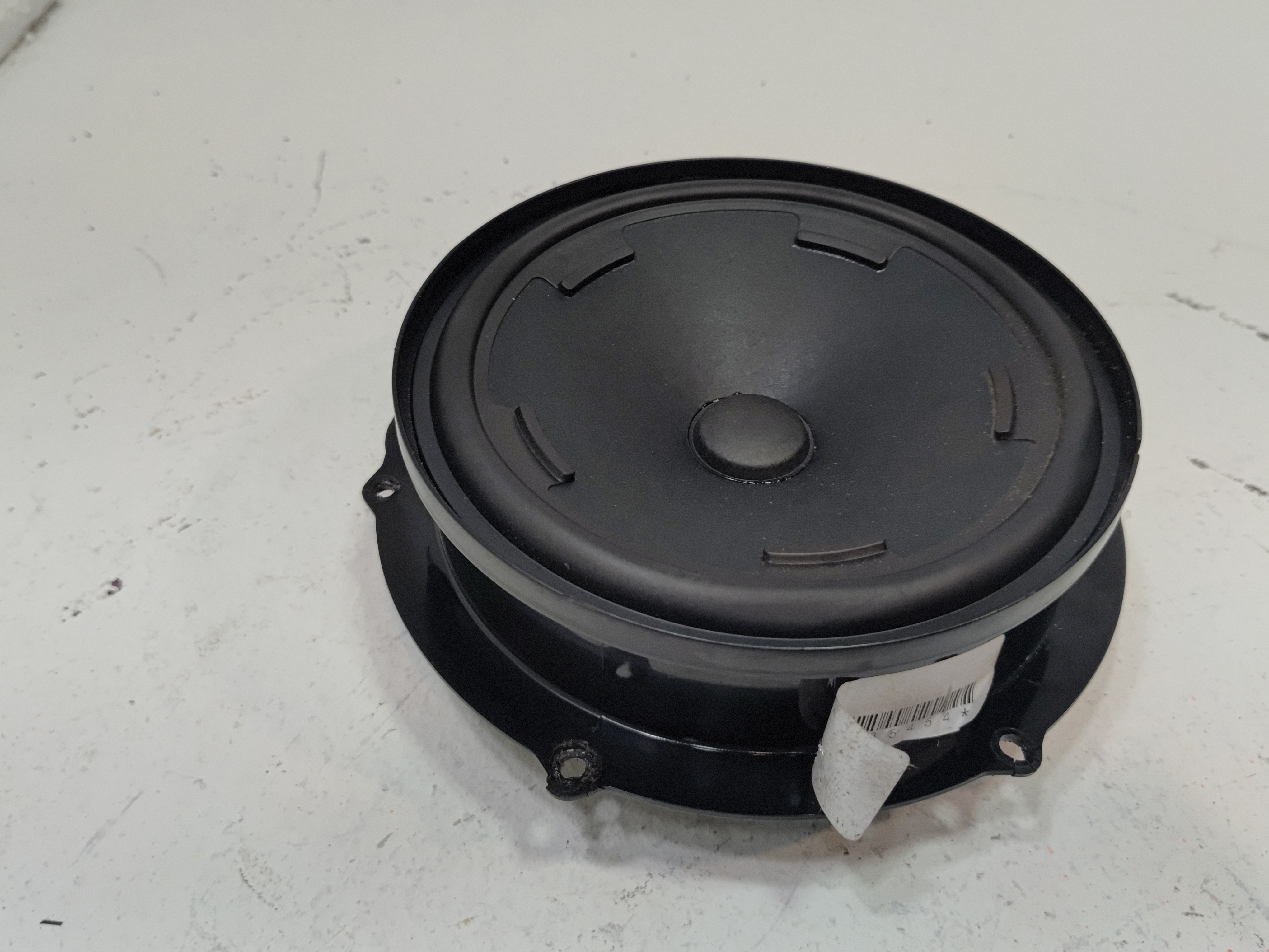 VOLKSWAGEN ATLAS FRONT LEFT OR RIGHT SIDE DOOR PANEL SPEAKER 2018 - 2025 OEM