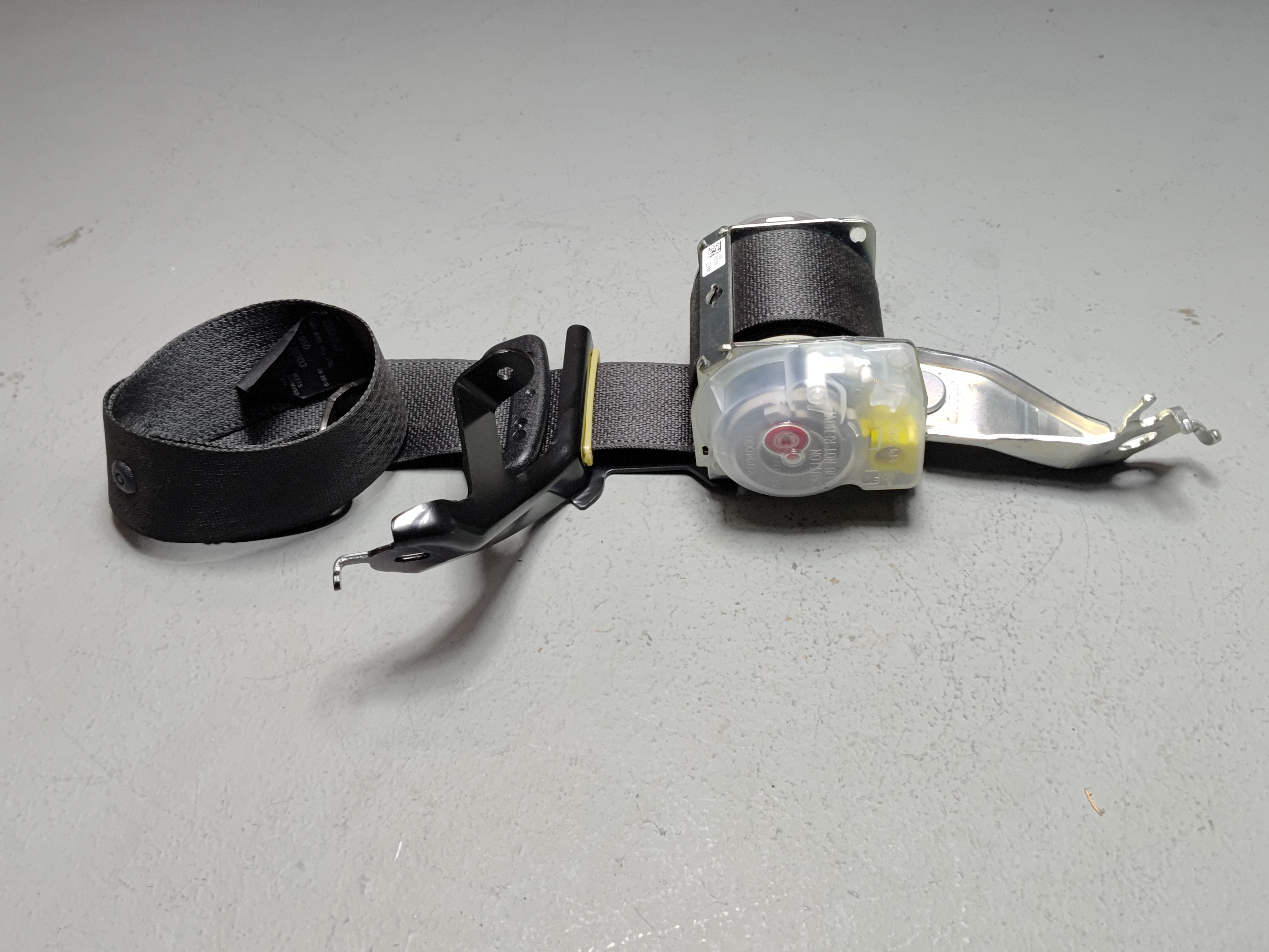 2019-2022 TOYOTA RAV4 REAR 2ND ROW PASSENGER SEAT BELT SEATBELT RETRACTOR OEM