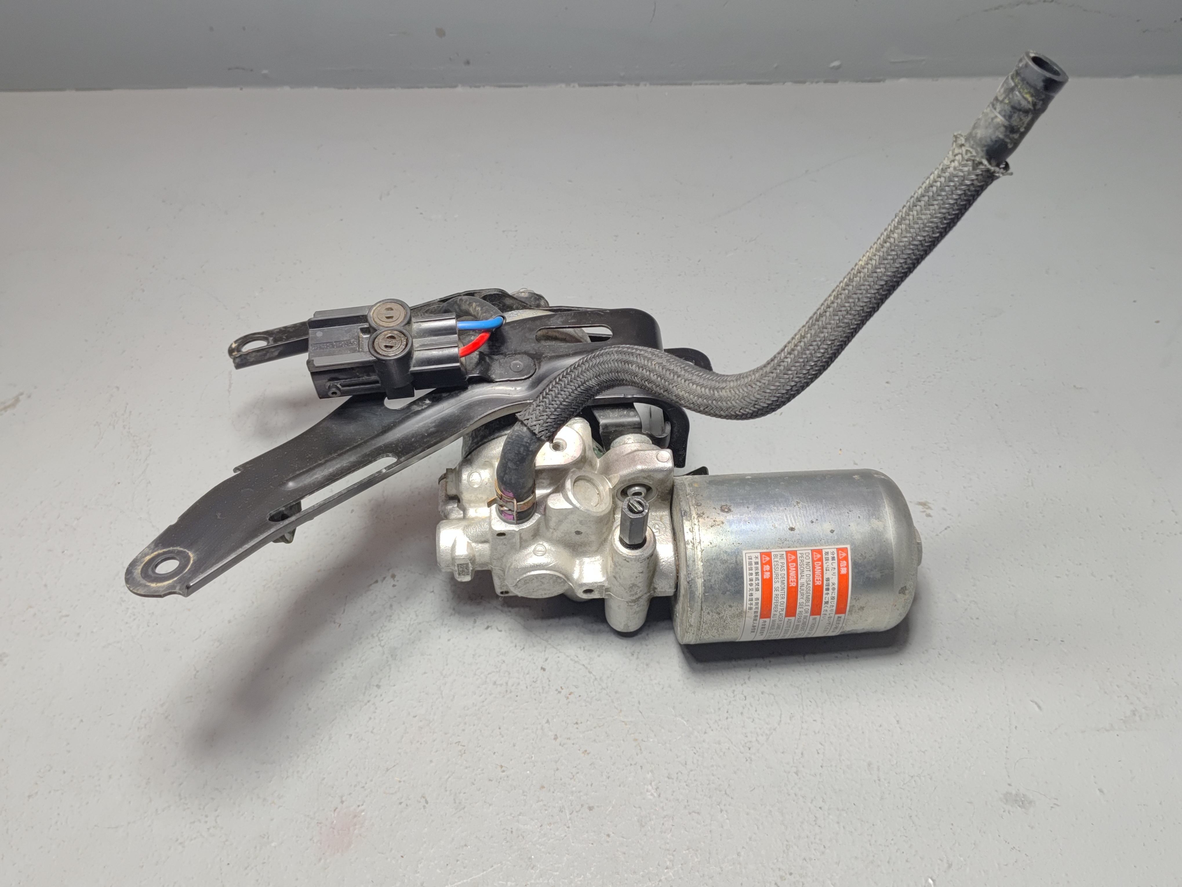 2019-2022 Toyota RAV4 Hybrid ABS Brake Booster Pump OEM