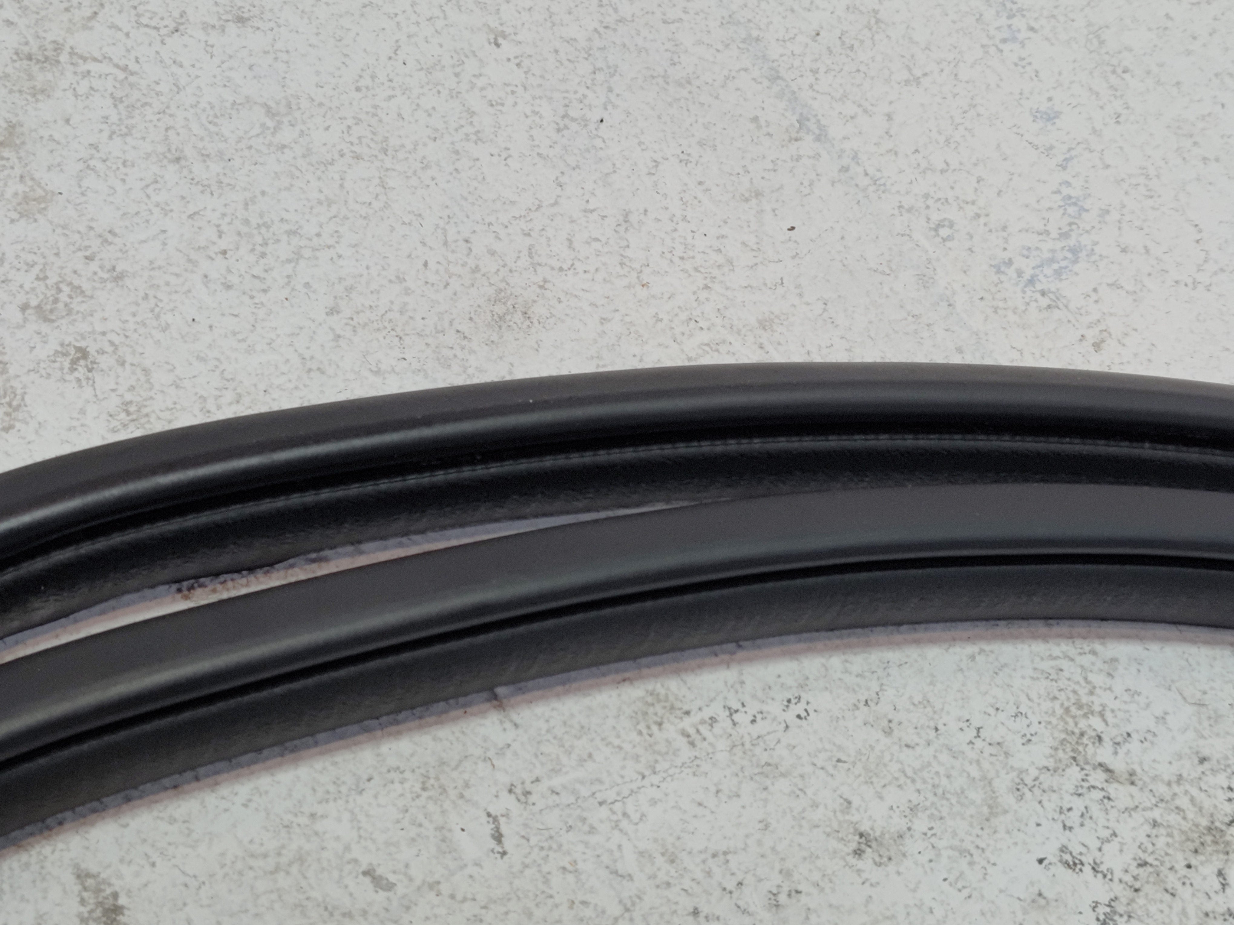 HONDA CIVIC SEDAN FRONT LEFT OR RIGHT DOOR BODY WEATHERSTRIP SEAL 2016-2021 OEM