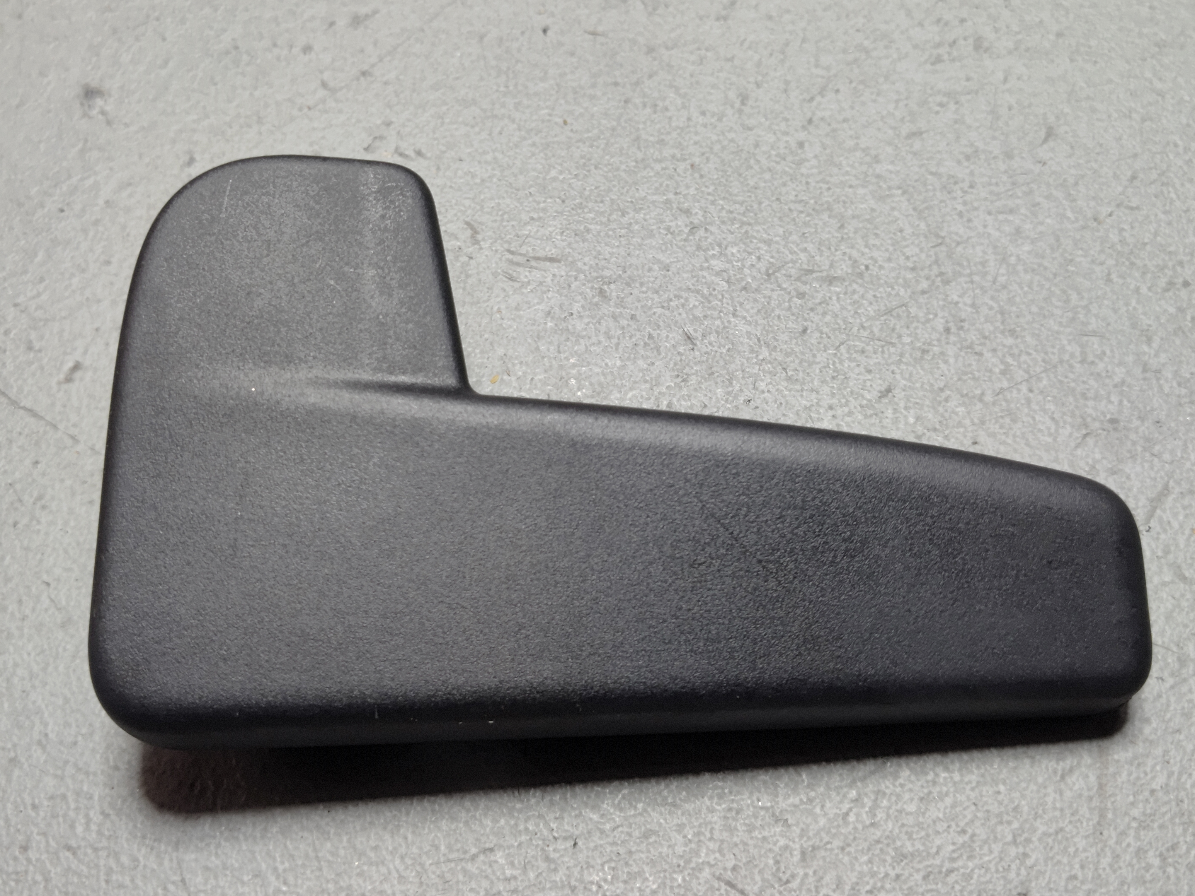 2018-2025 VOLKSWAGEN ATLAS INTERIOR PULL HANDLE HOOD BONNET RELEASE OEM