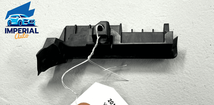 2018-23 TOYOTA CAMRY XSE Rear Right Door Window Belt Weatherstrip Spacer OE